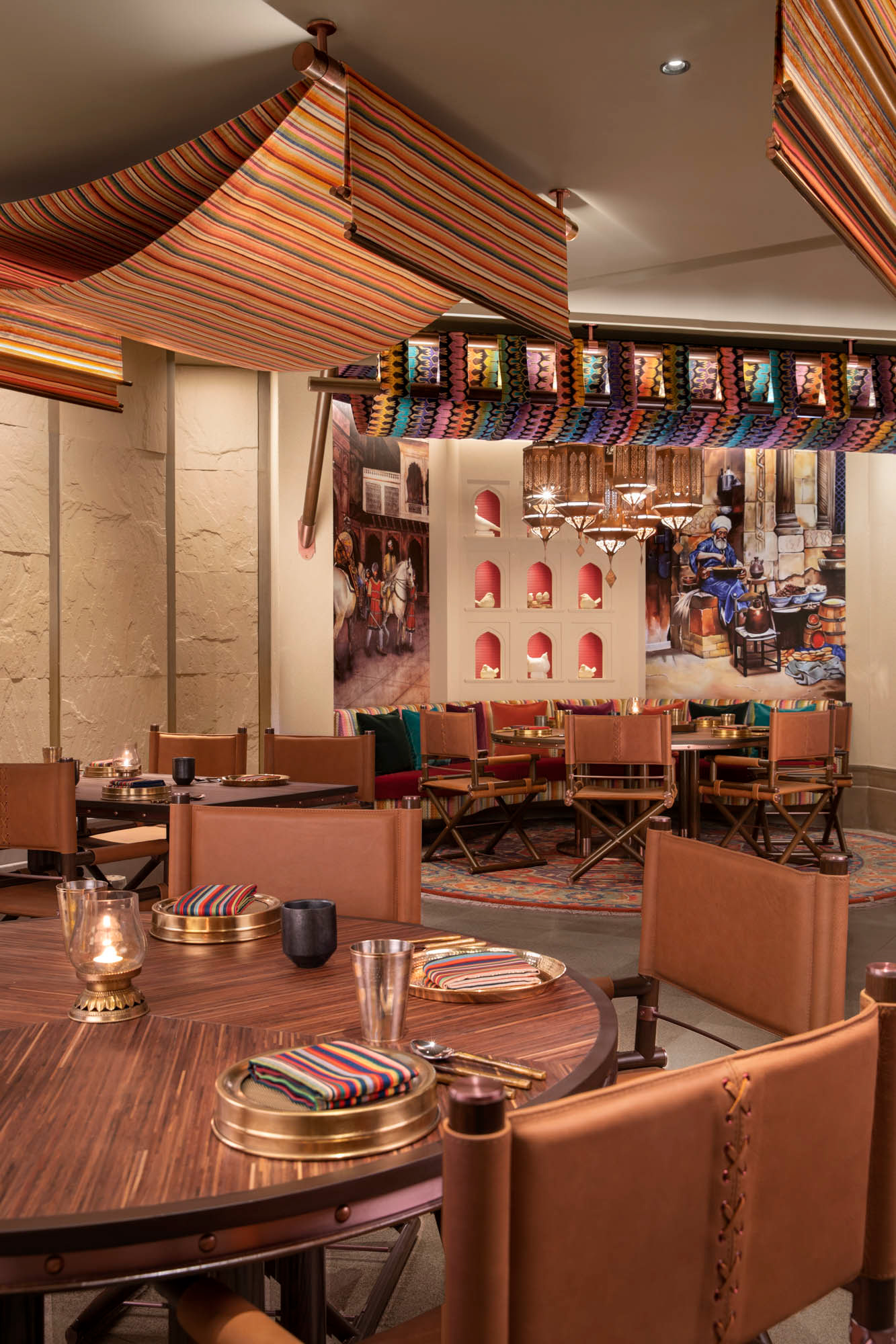Loya: Taj Palace