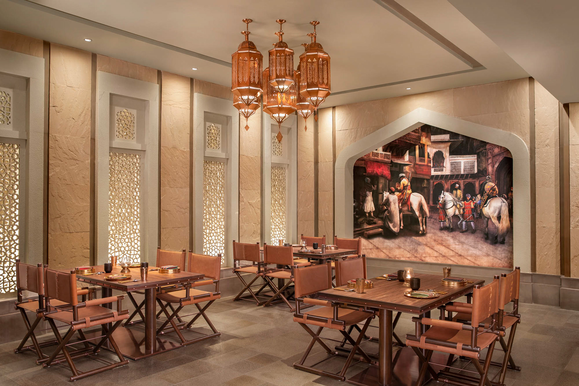 Loya: Taj Palace