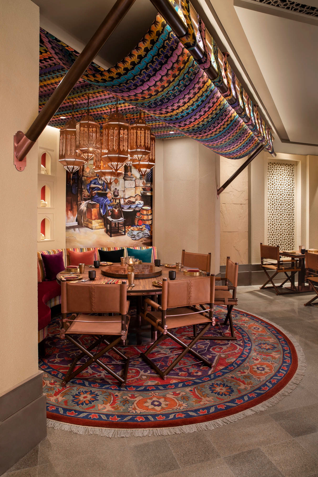 Loya: Taj Palace