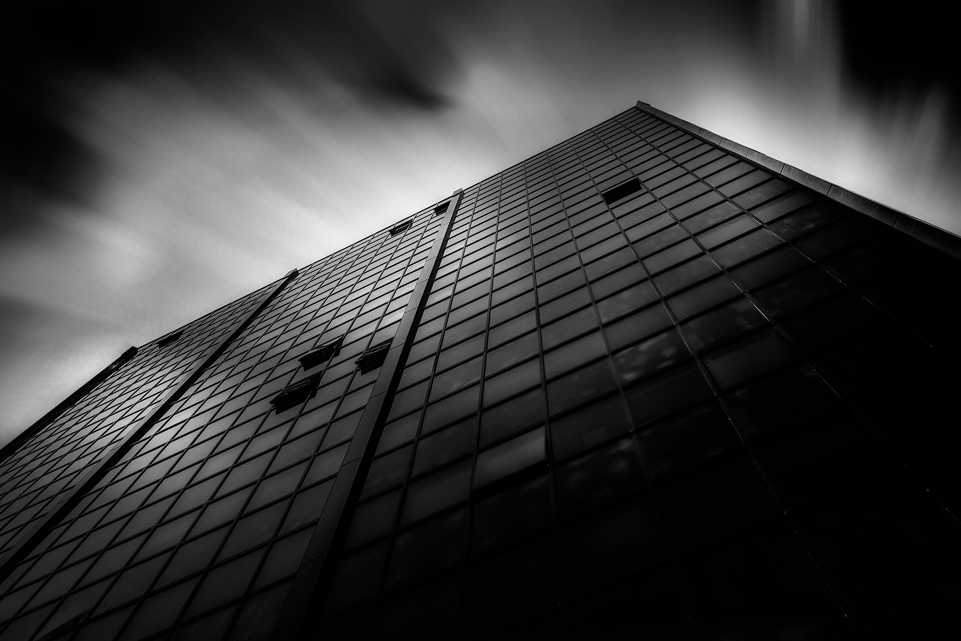 BLACK GLASS