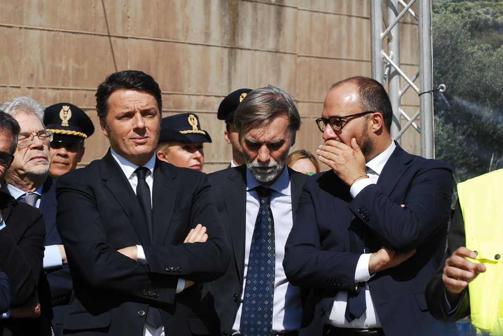 Matteo Renzi, Graziano Del Rio, Davide Faraone,. Inaugurazione viadotto Himera, autostrada PA-CT. 2016