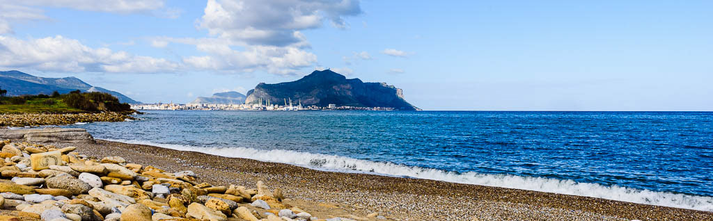 Monte Pellegrino Visto dalla Bandita. Palermo Italy, Gennaio 2022