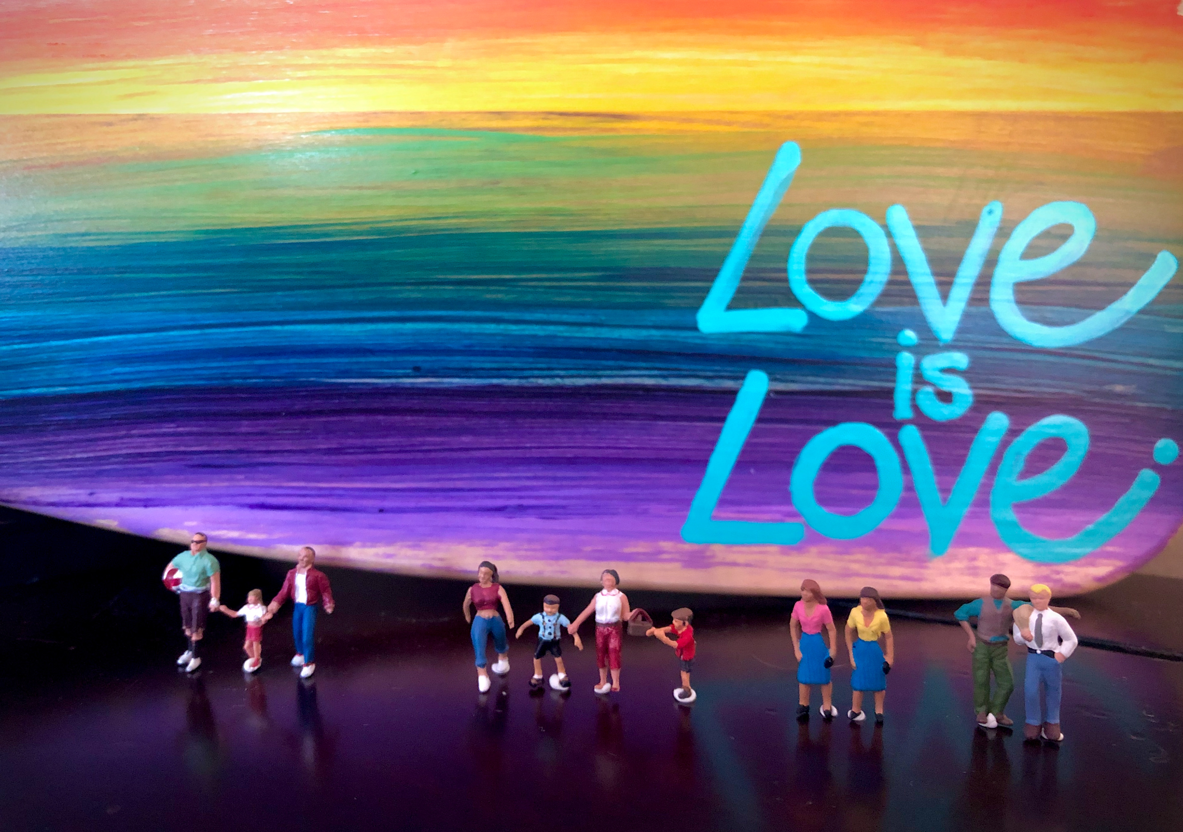 Quarantine Project Day 78 - June is pride month - Happy pride to my friends and family. Projet quarantaine jour 78 - Juin est le mois de la fierté – Bon mois de la fierté à mes amis et à ma famille.