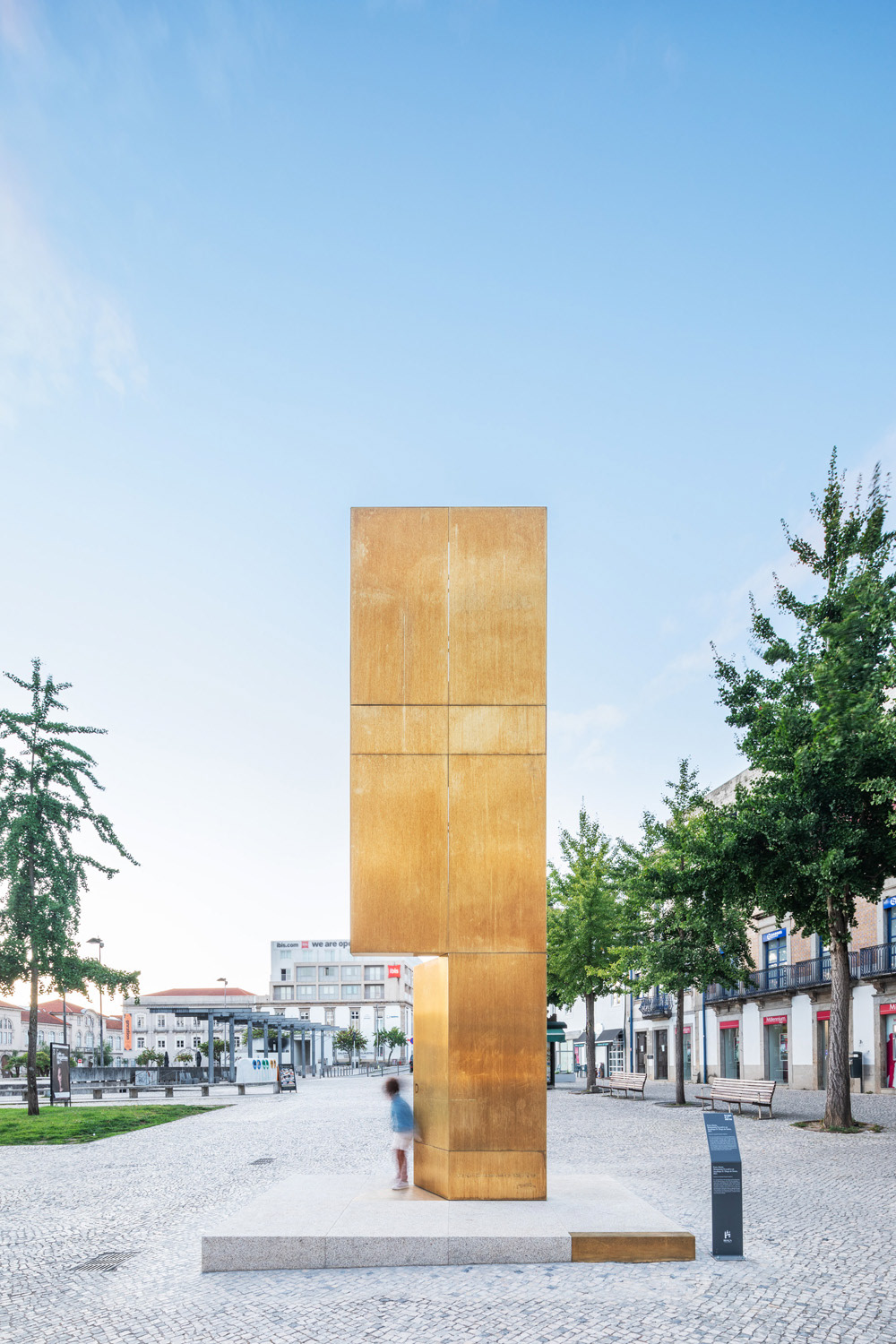 Fotografia de Arquitectura - Attilio Fiumarella - Azo Sequeira Arquitectos - Monumento Porta Aberta