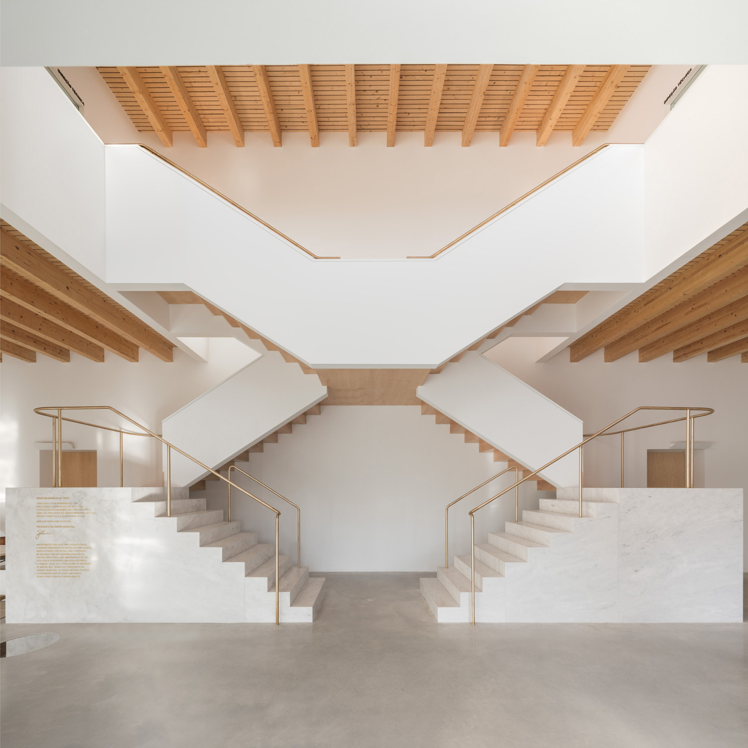 Fotografia de Arquitectura - Attilio Fiumarella -  NOARQ - Câmara Municipal da Trofa