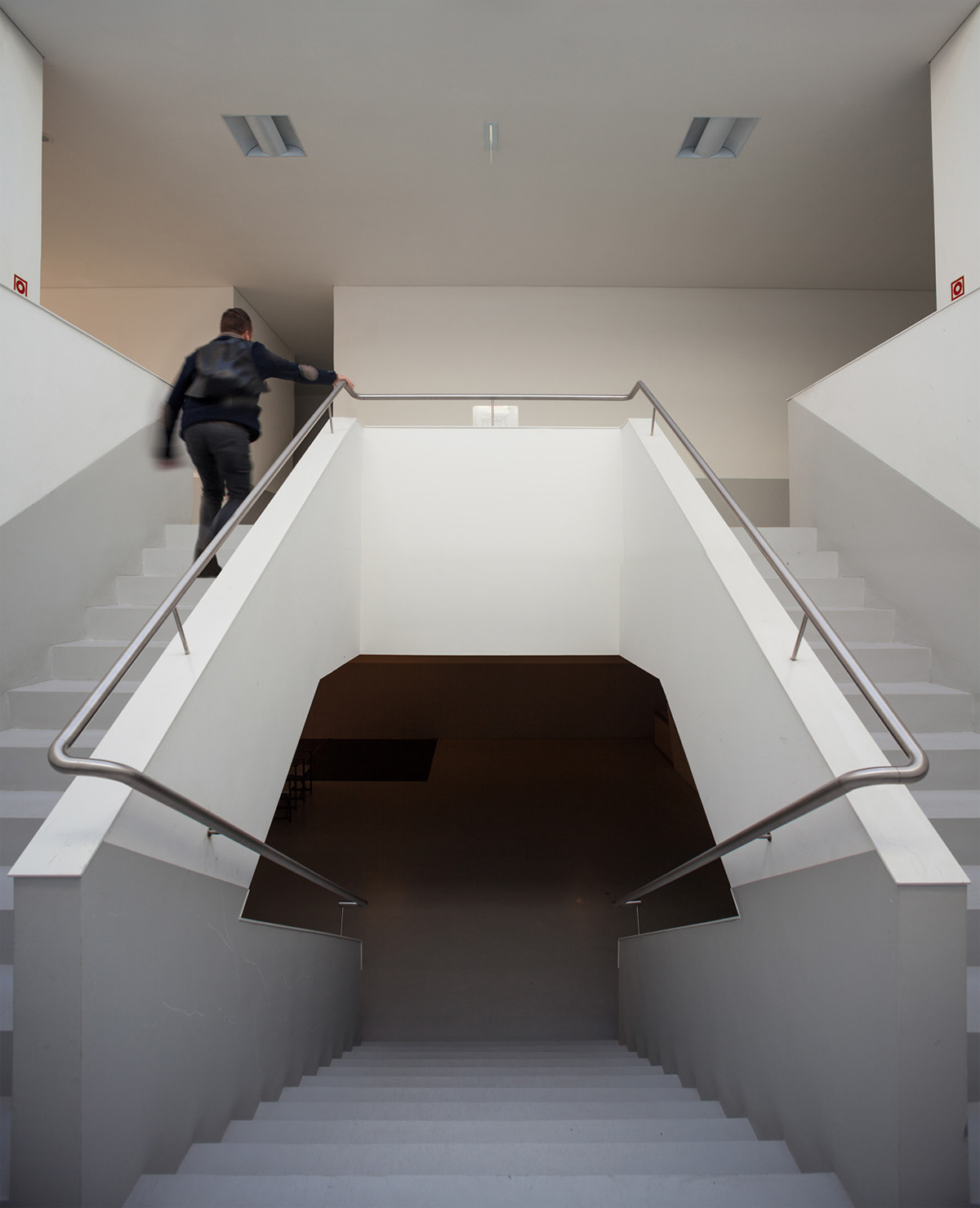 Fotografia de Arquitectura - Pavilhão Multiuso Gondomar - Alvaro Siza