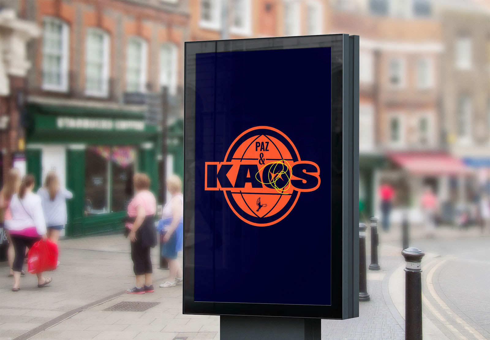 Presença de marca aplicada na prática, comunicação externa da Paz & Kaos.