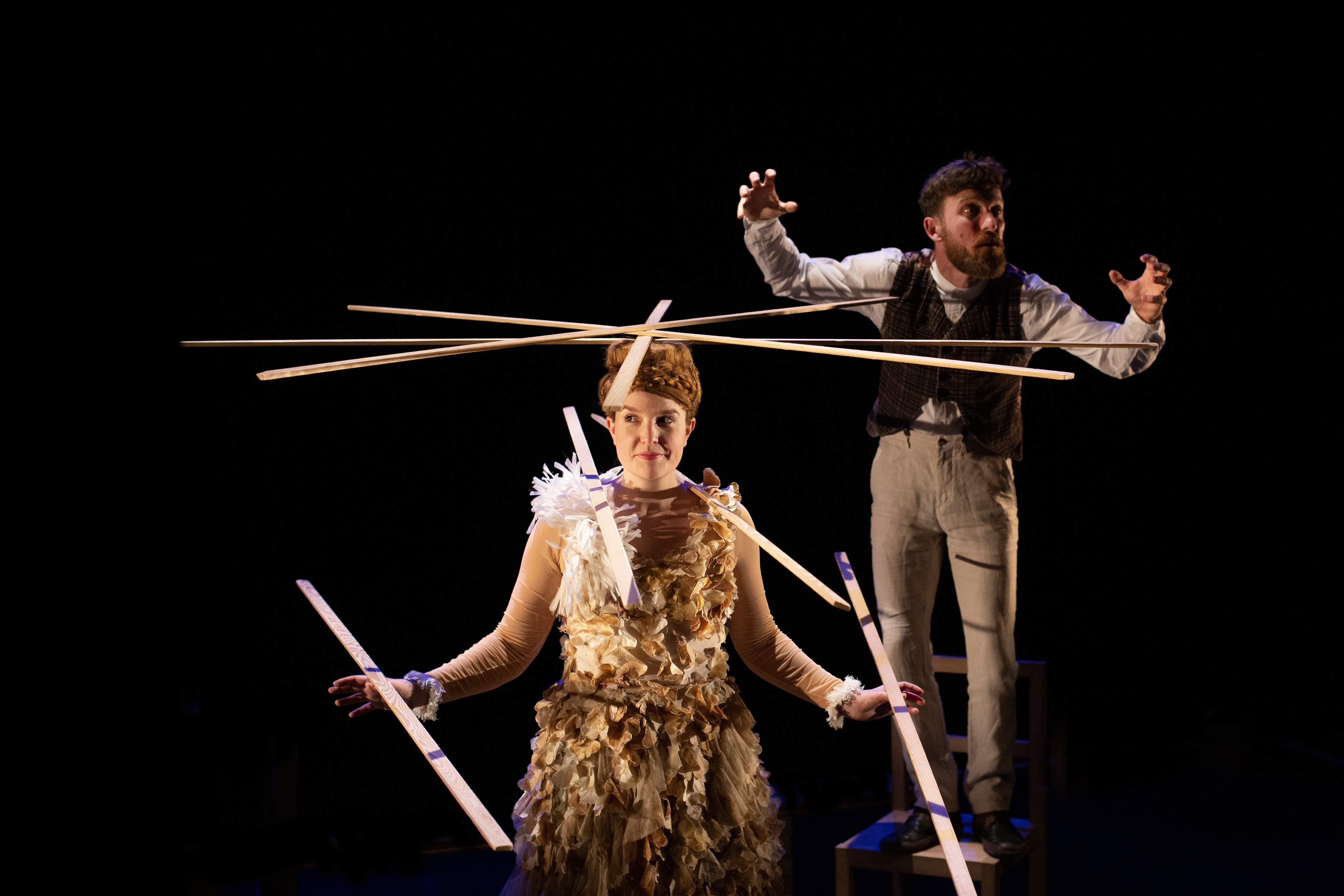 Extrait du spectacle"Titi tombe Titi tombe pas"Cie Attends