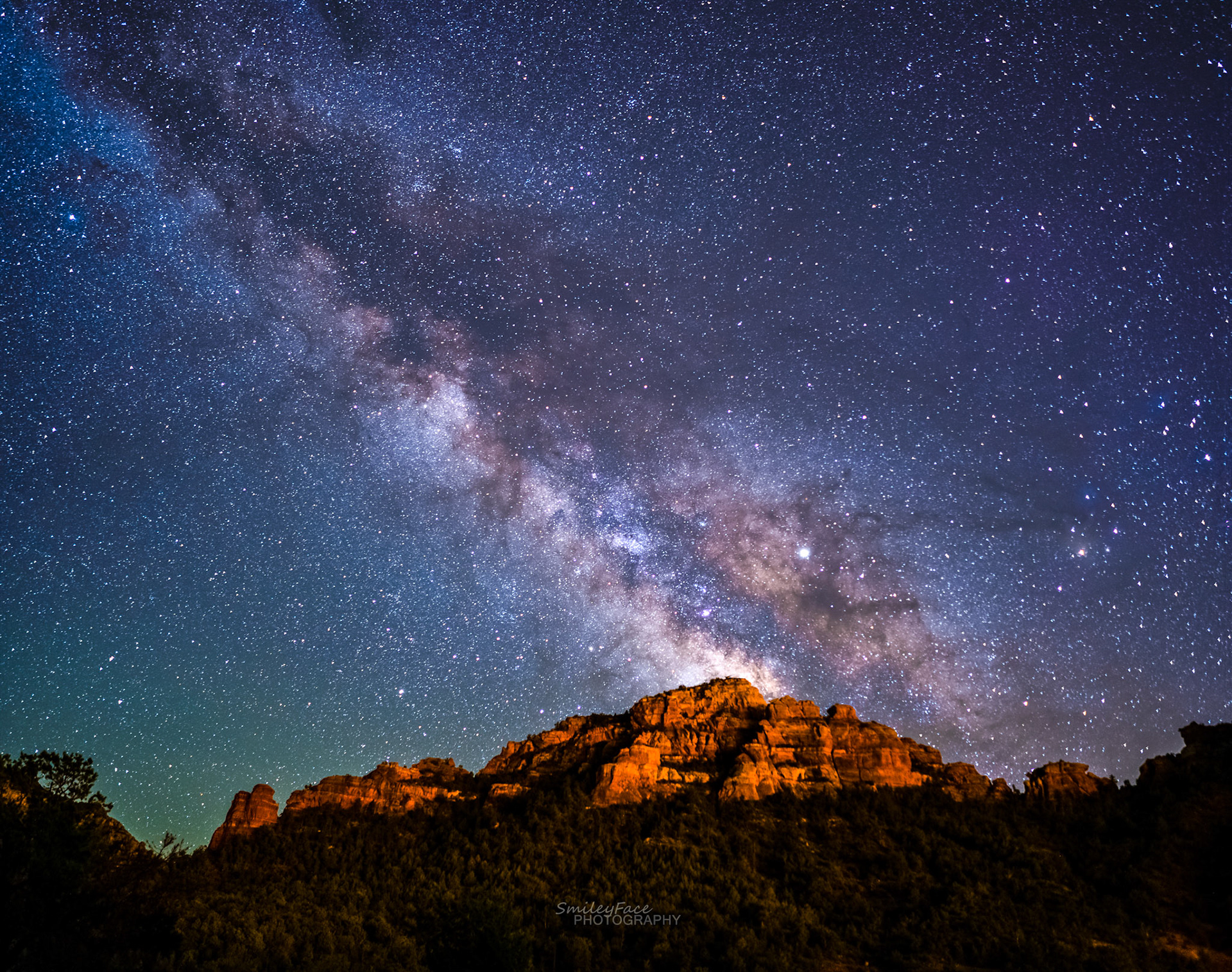 Made from 17 light frames by Starry Landscape Stacker 1.8.0.  Algorithm: Min Horizon Star Dupe