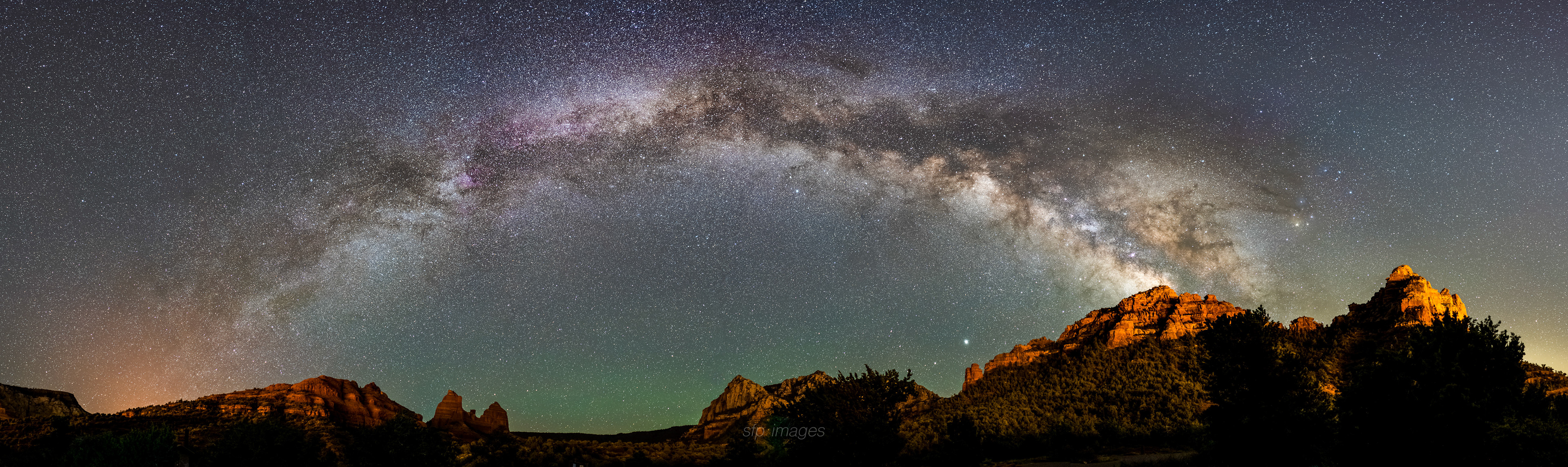Made from 24 light frames by Starry Landscape Stacker 1.8.0.  Algorithm: Min Horizon Star Dupe