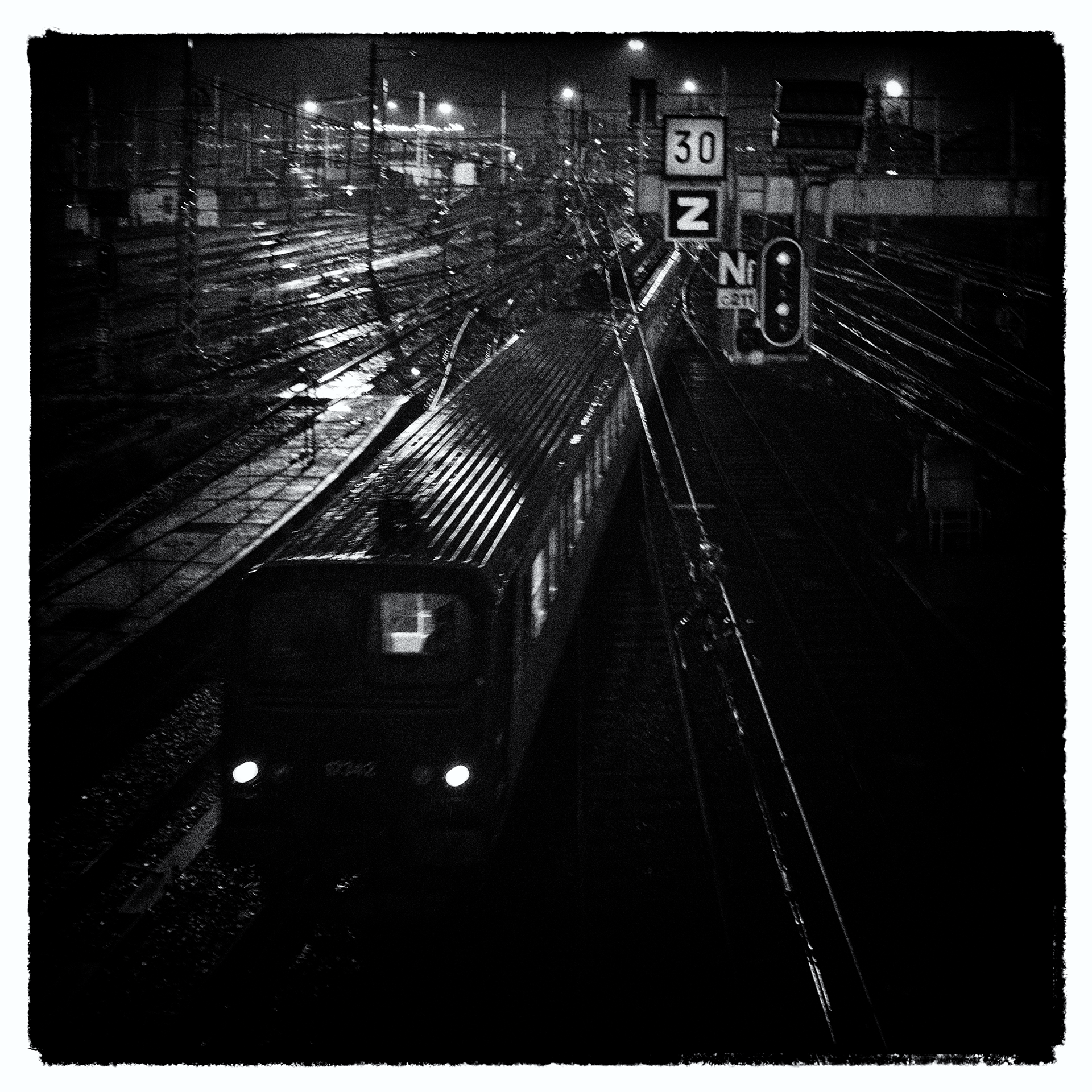 Sur l'écran noir de mes nuits Blanches Bordeaux Laoma.Photography 老马
