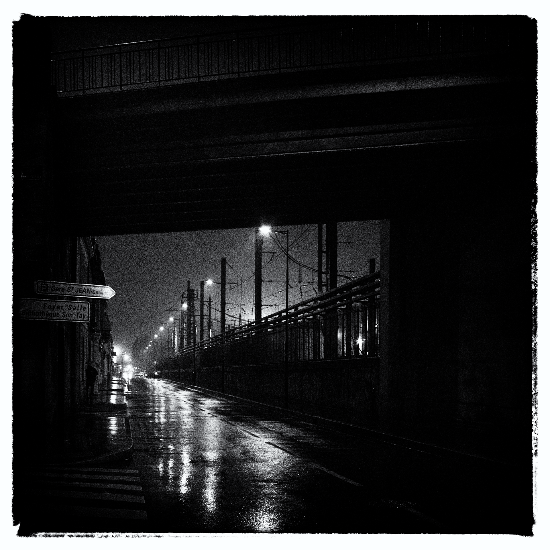 Sur l'écran noir de mes nuits Blanches Bordeaux Laoma.Photography 老马