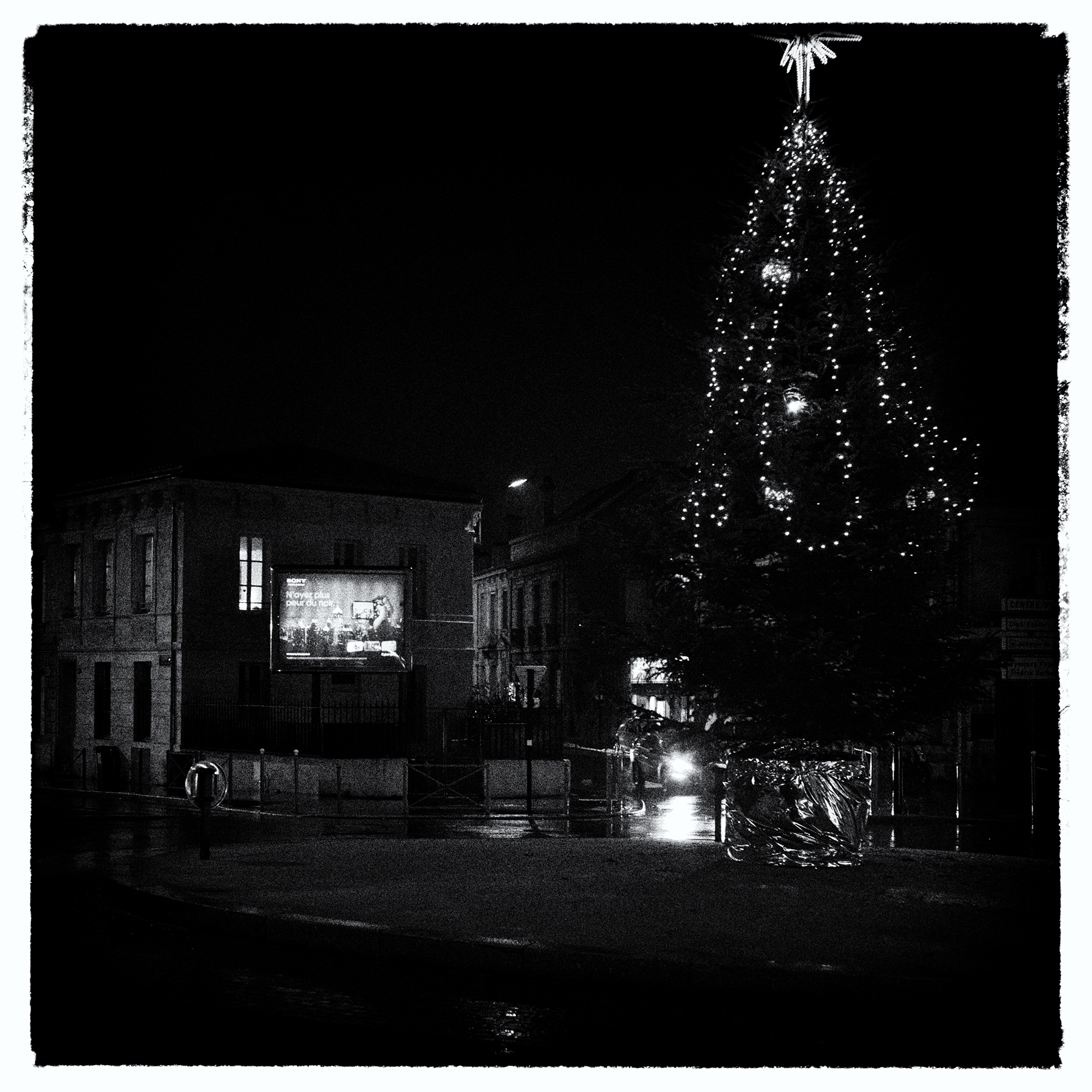 Sur l'écran noir de mes nuits Blanches Bordeaux Laoma.Photography 老马
