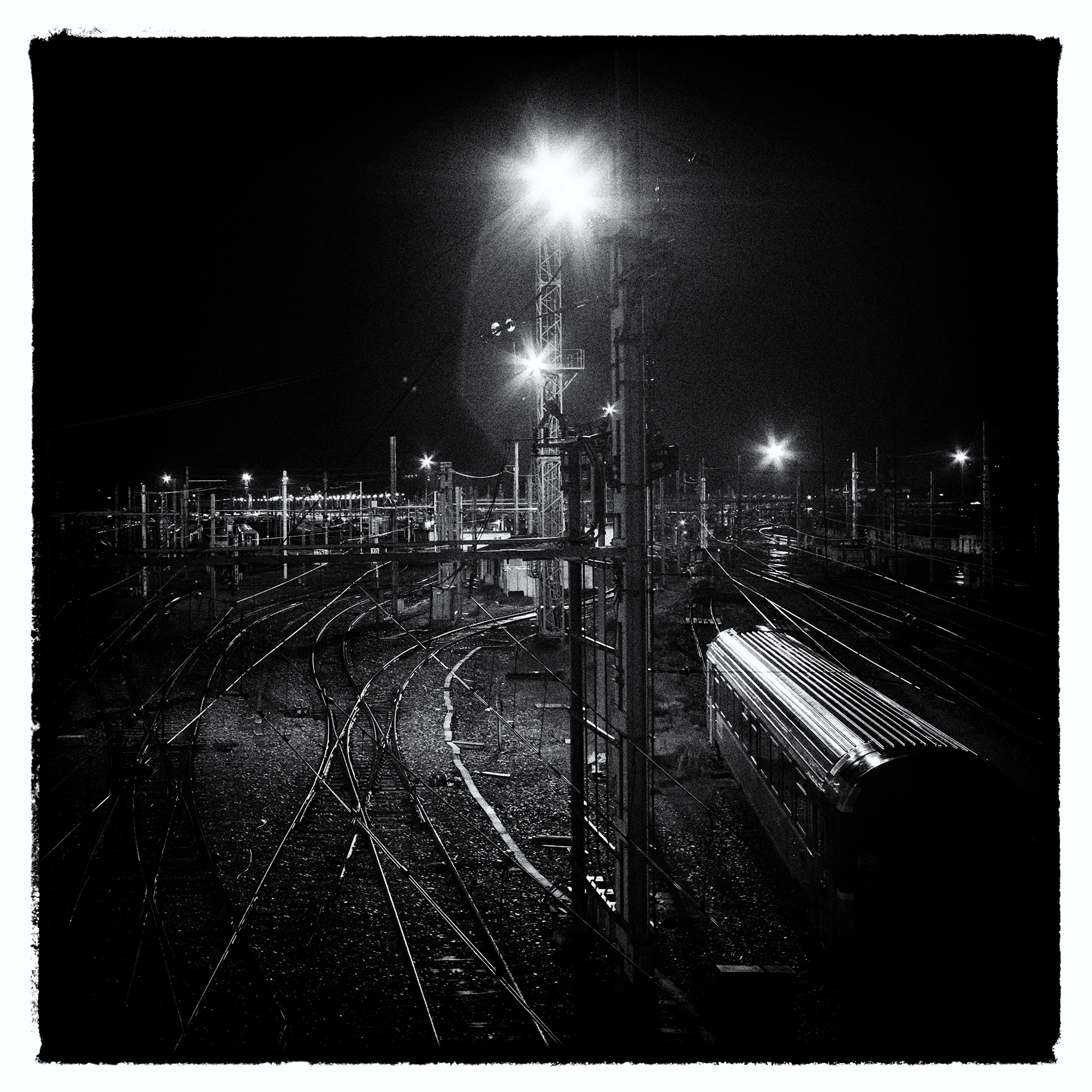 Sur l'écran noir de mes nuits Blanches Bordeaux Laoma.Photography 老马