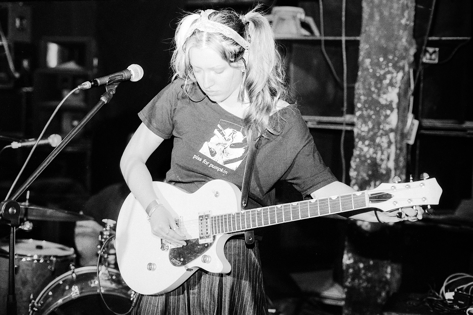 HEAVENLY BLUE AT THE RAVEN