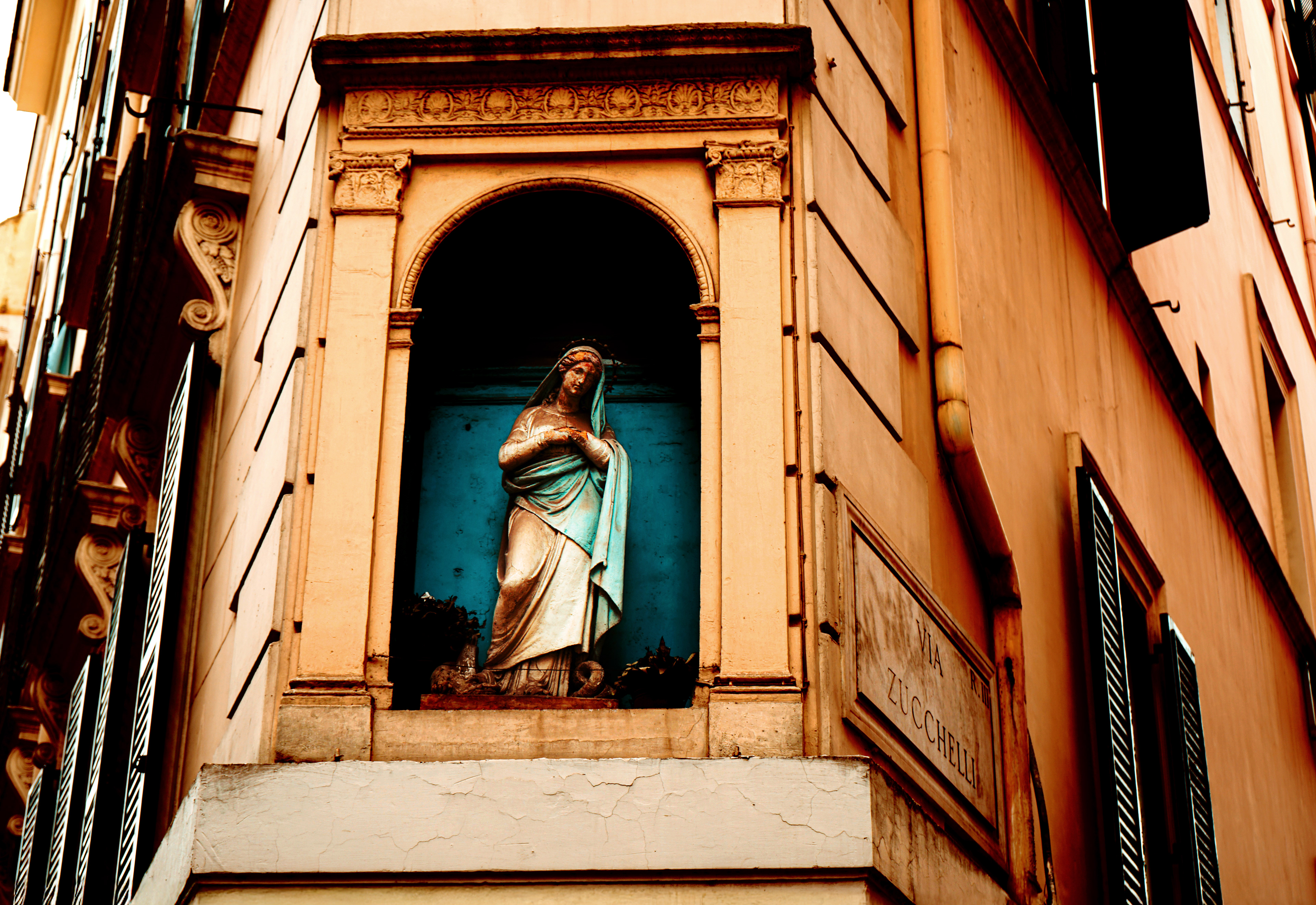 Virgin Mary statue in Rome
