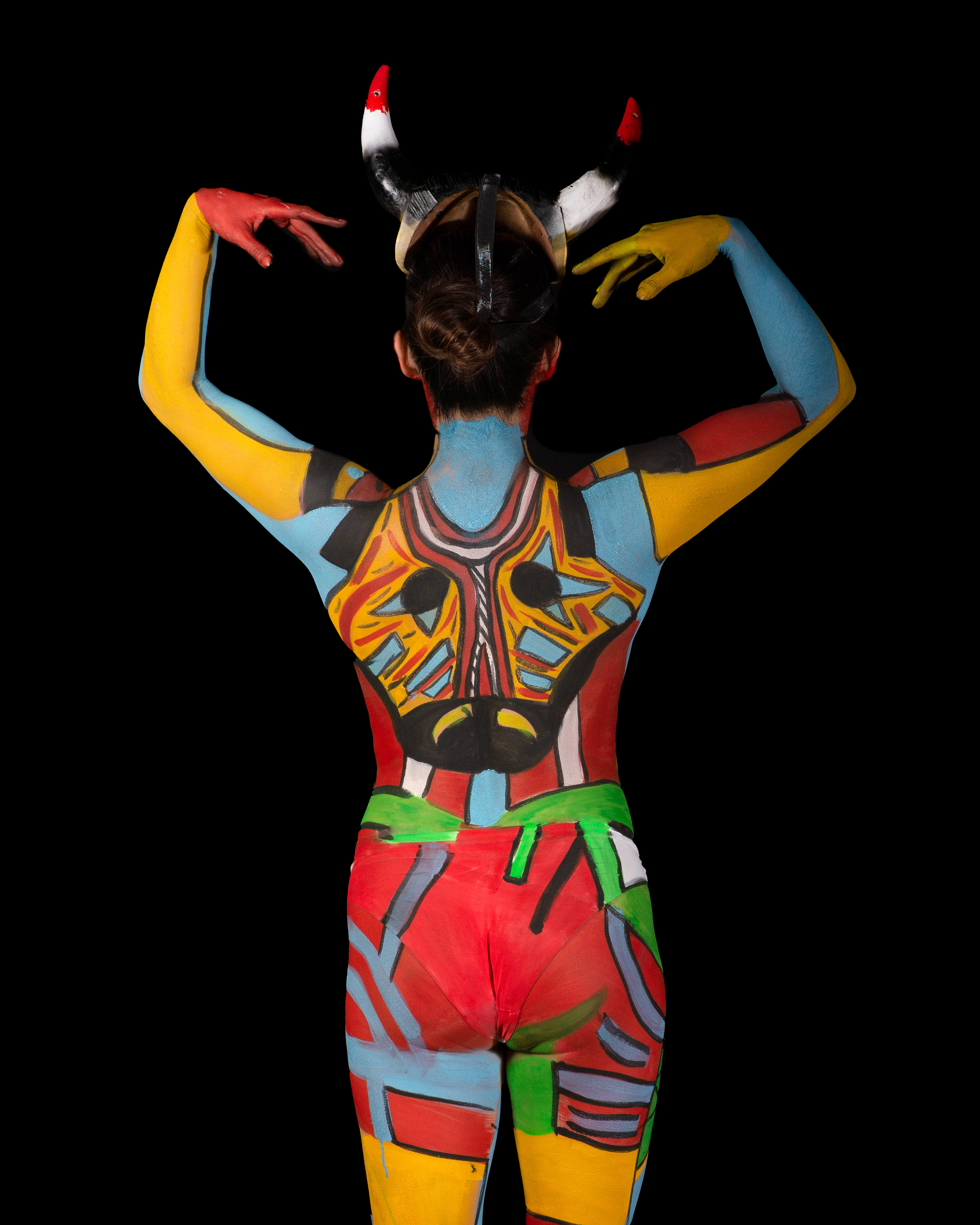 Artista: Mario René Quiyuch - Modelo: Leila Muralles