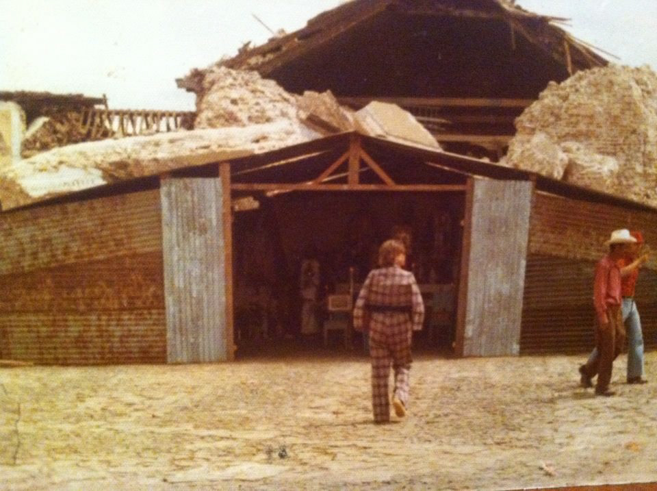 Iglesia Católica, Febrero 1976