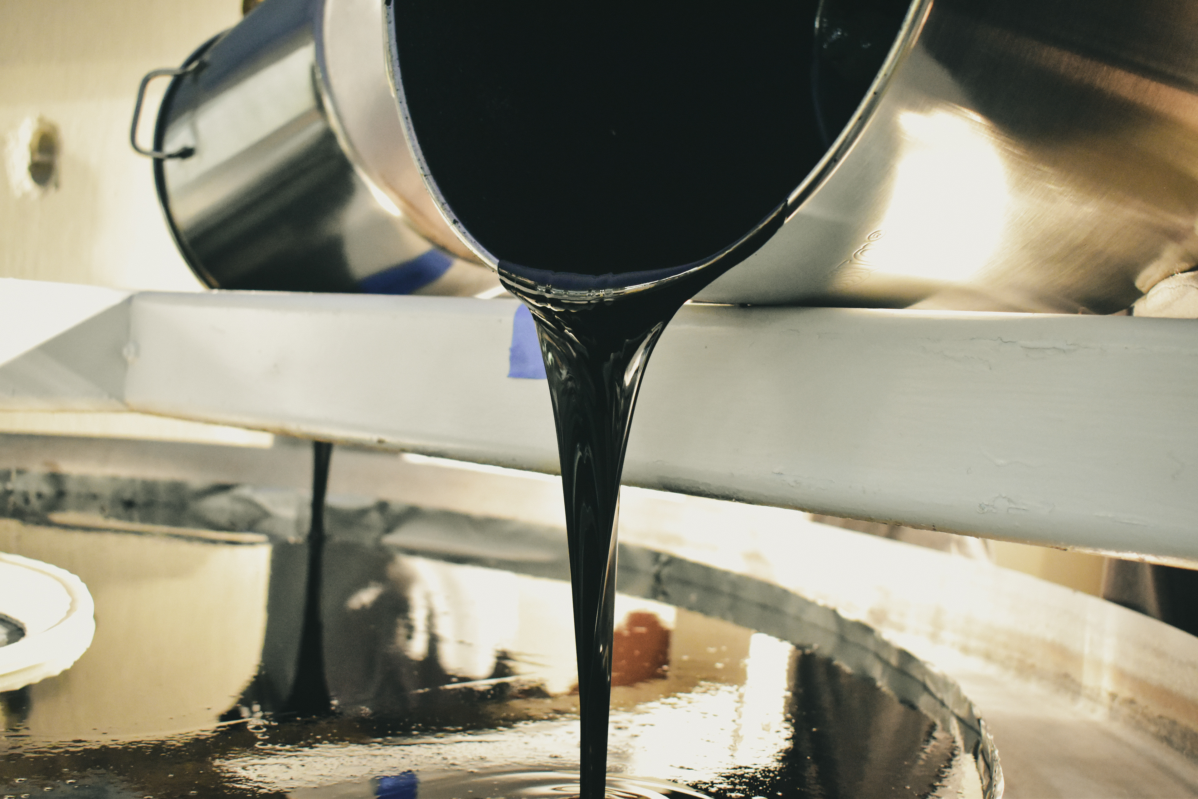 Photo of Lap Pouring 