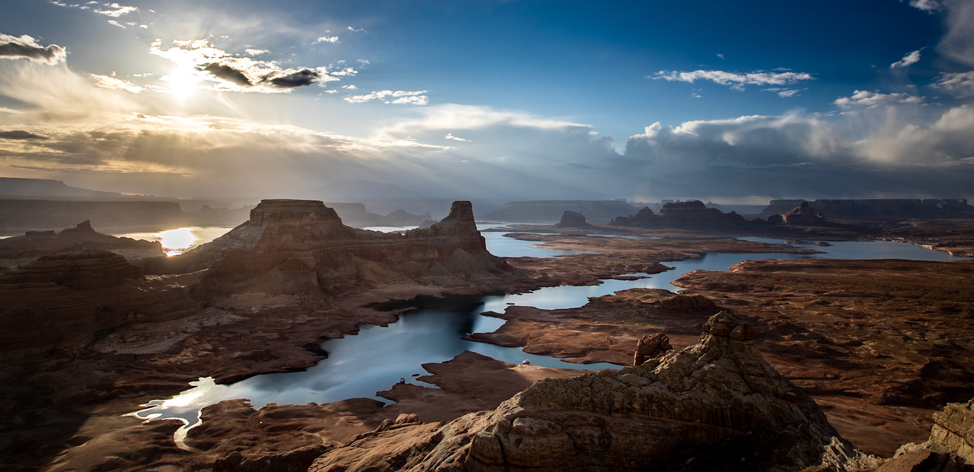 Alstrom Point