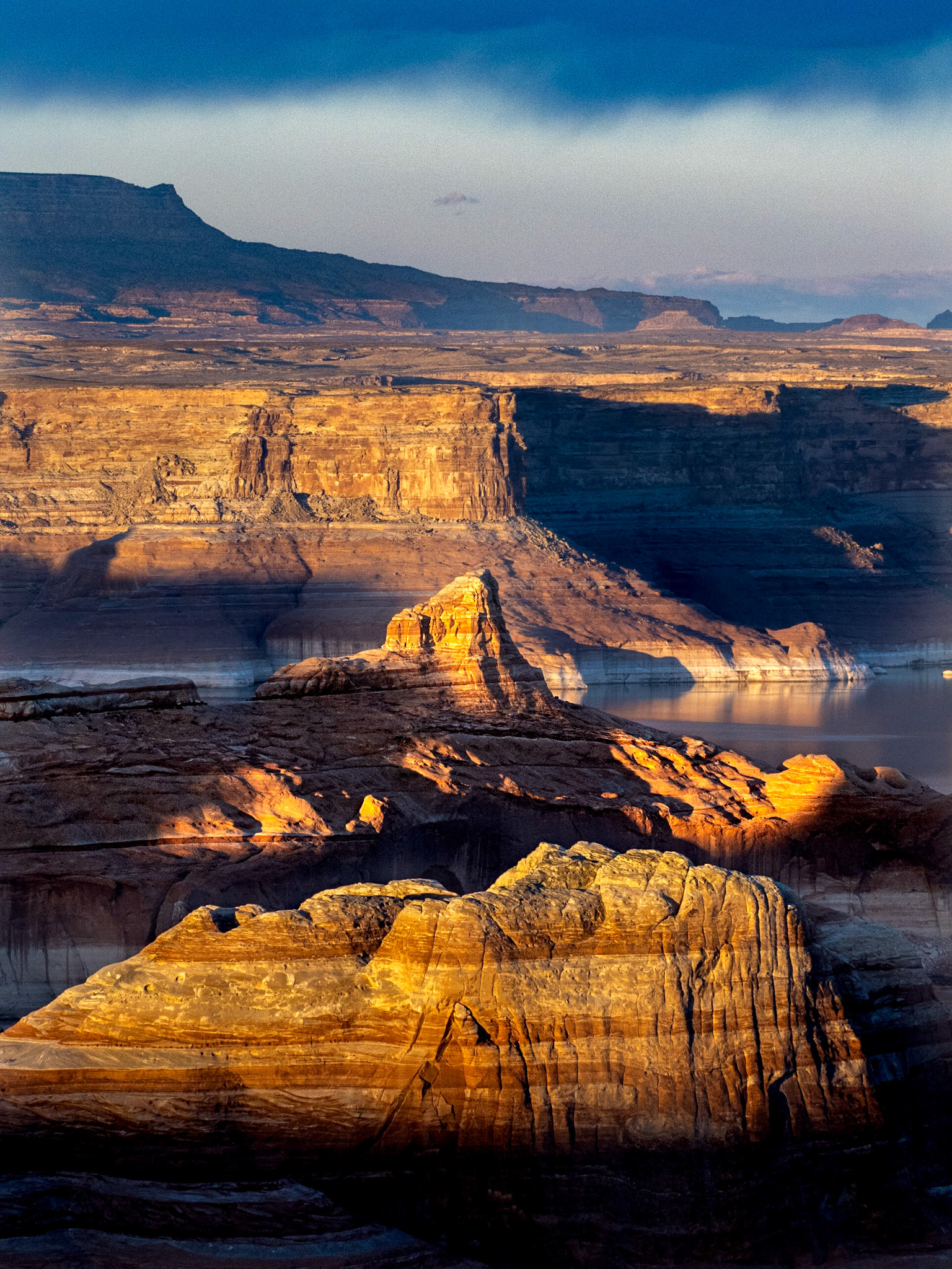 Sunset over Lake Powell