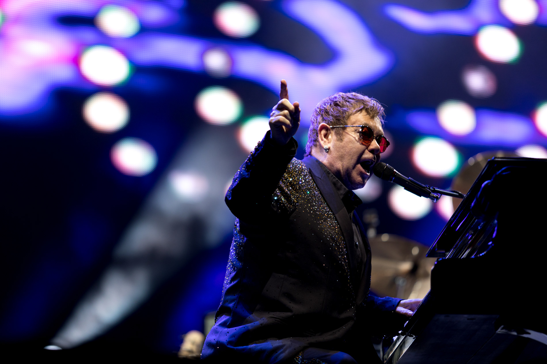 Elton John, 2017