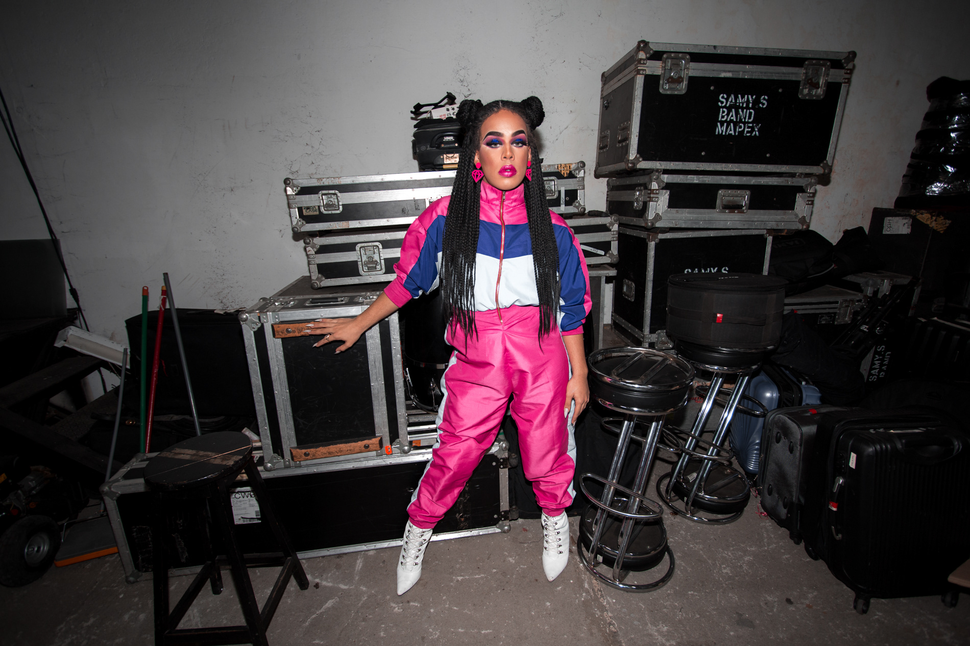 A cantora Gloria Groove posa para foto no estúdio da sua gravadora em Perdizes, São Paulo, em outubro de 2017