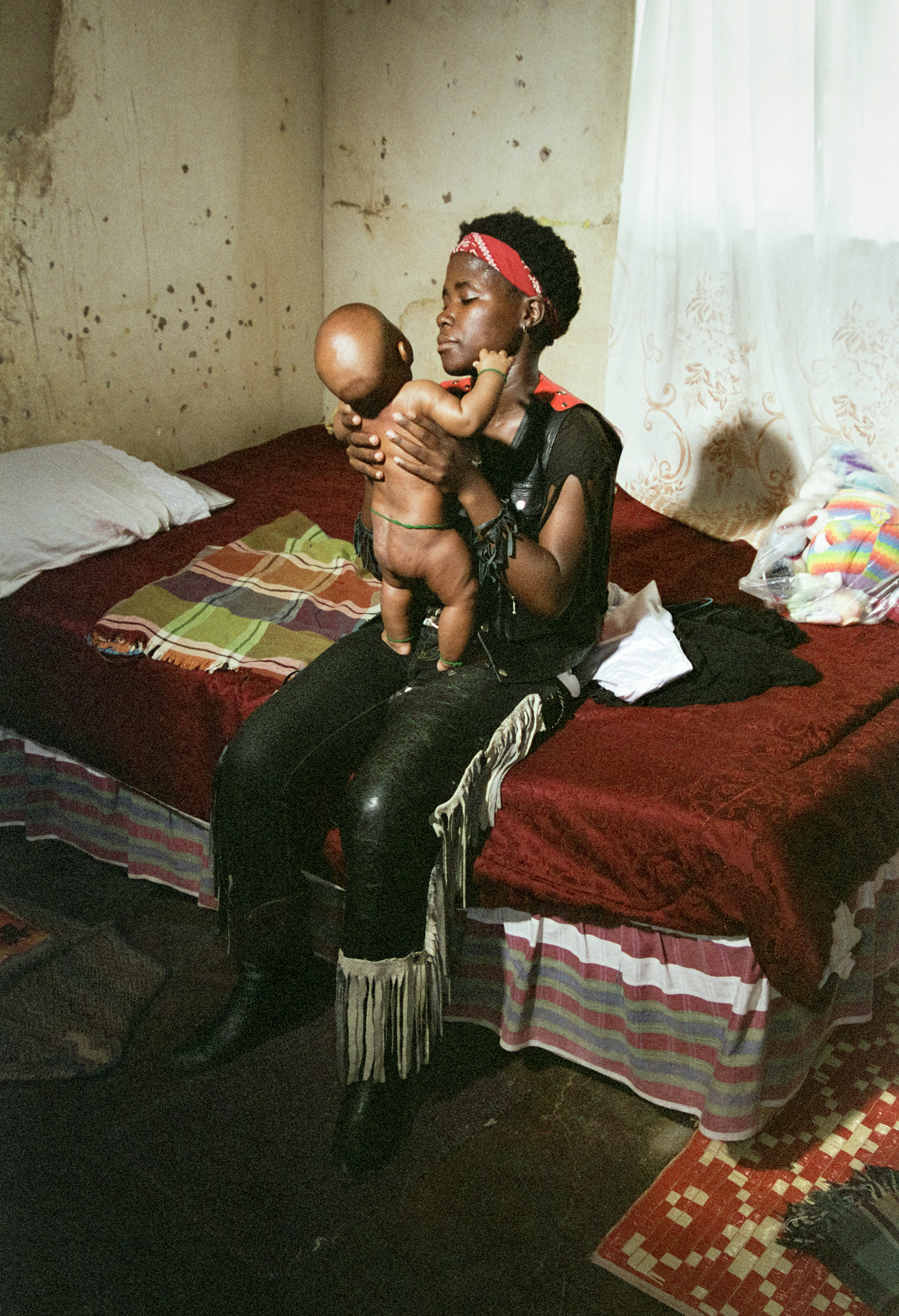 Florah Dylon-Son Younggal Bison - Oodi, Botswana