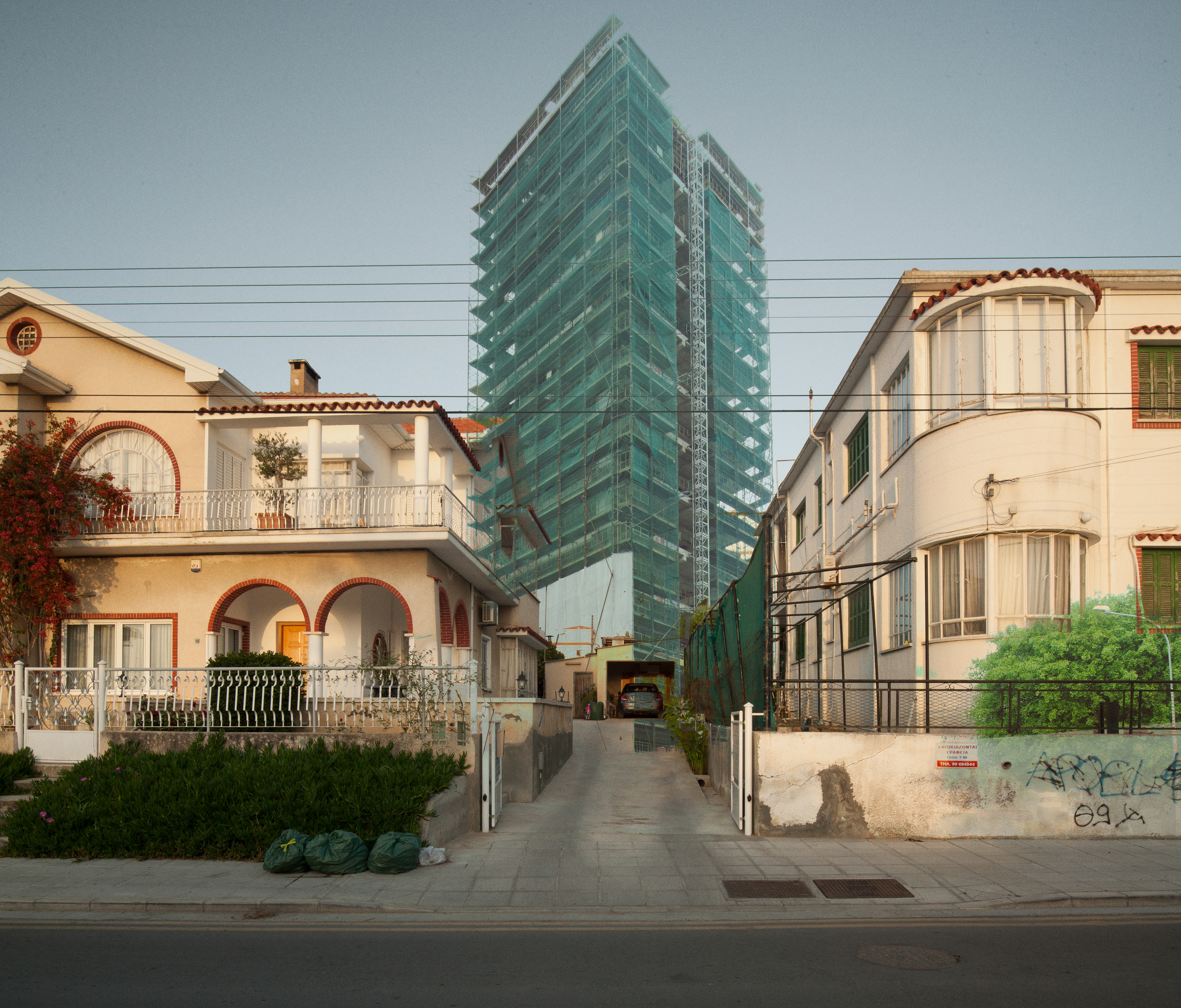 Office for rent. As inequality rises, many middle and lower middle-strata house and flat-owners choose to work from home and are willing to either liquidate their assets by selling or renting their properties to investors themselves.