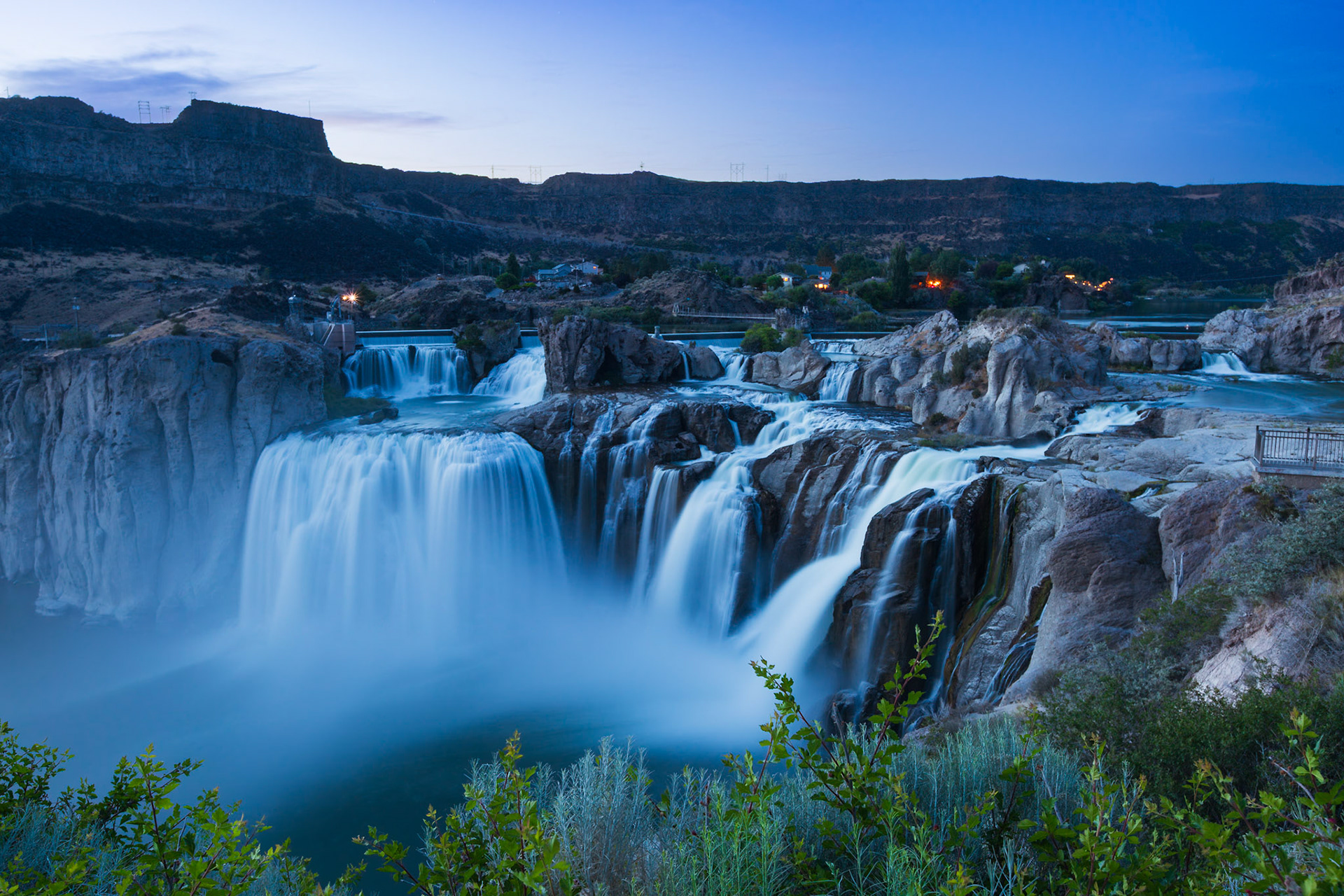 Shoshone Falls blue hour
