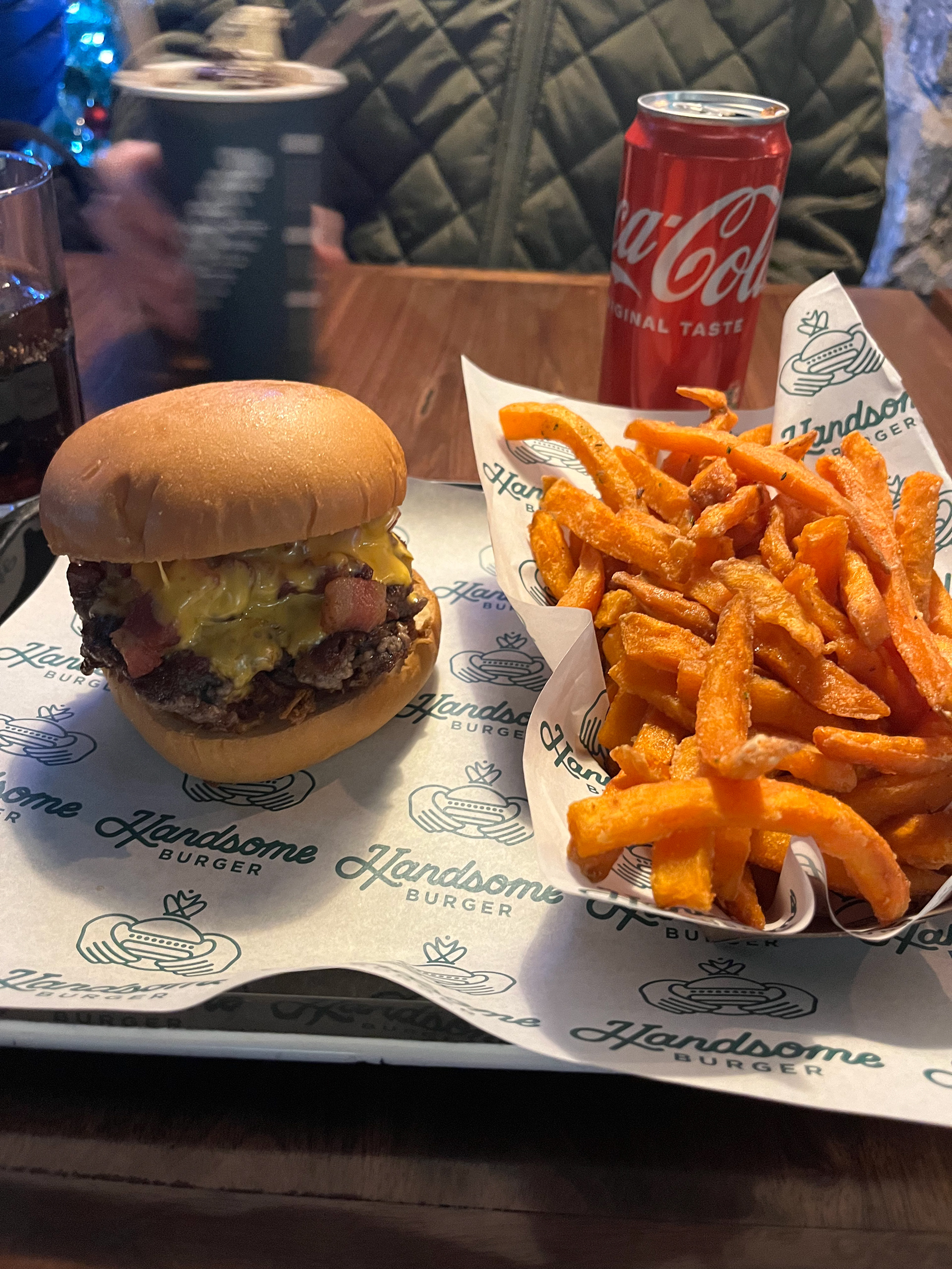 Handsome Burger