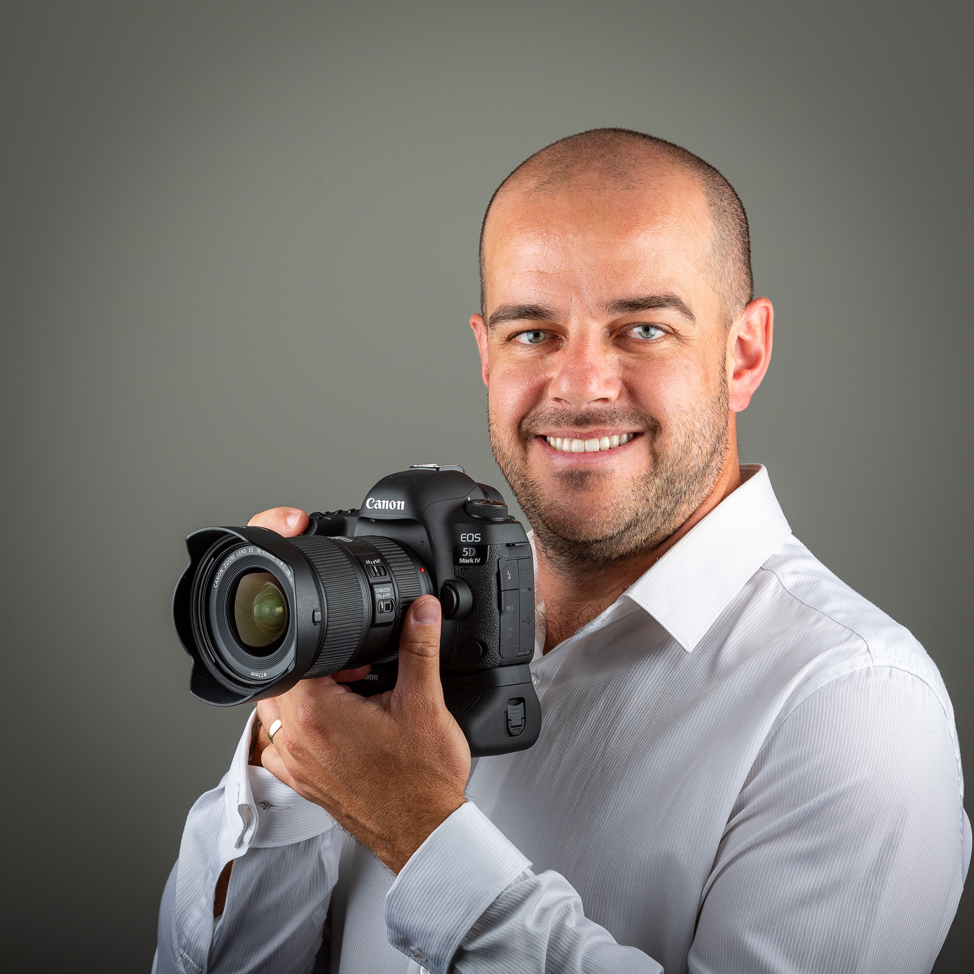 Brisbane and Ipswich Photographer Corporate Headshot