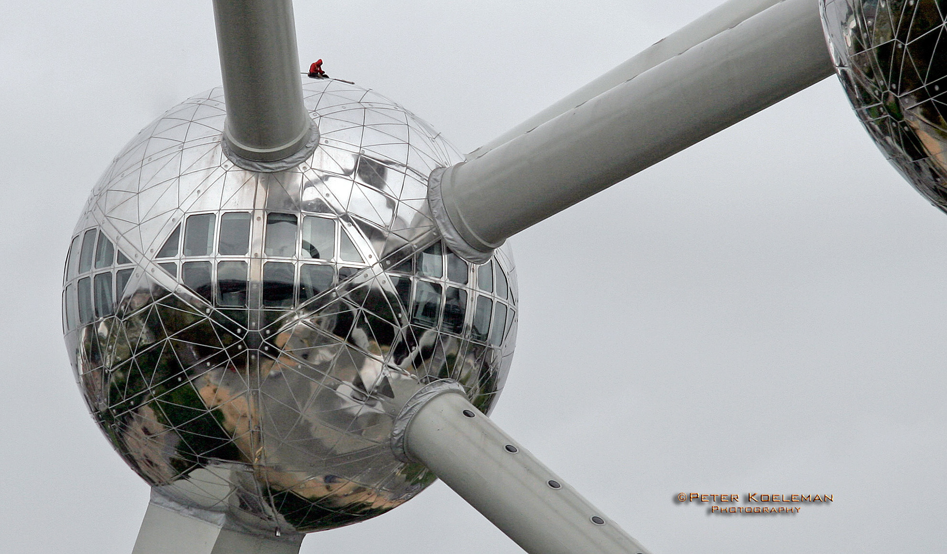 Working on the Atomium - Brussels