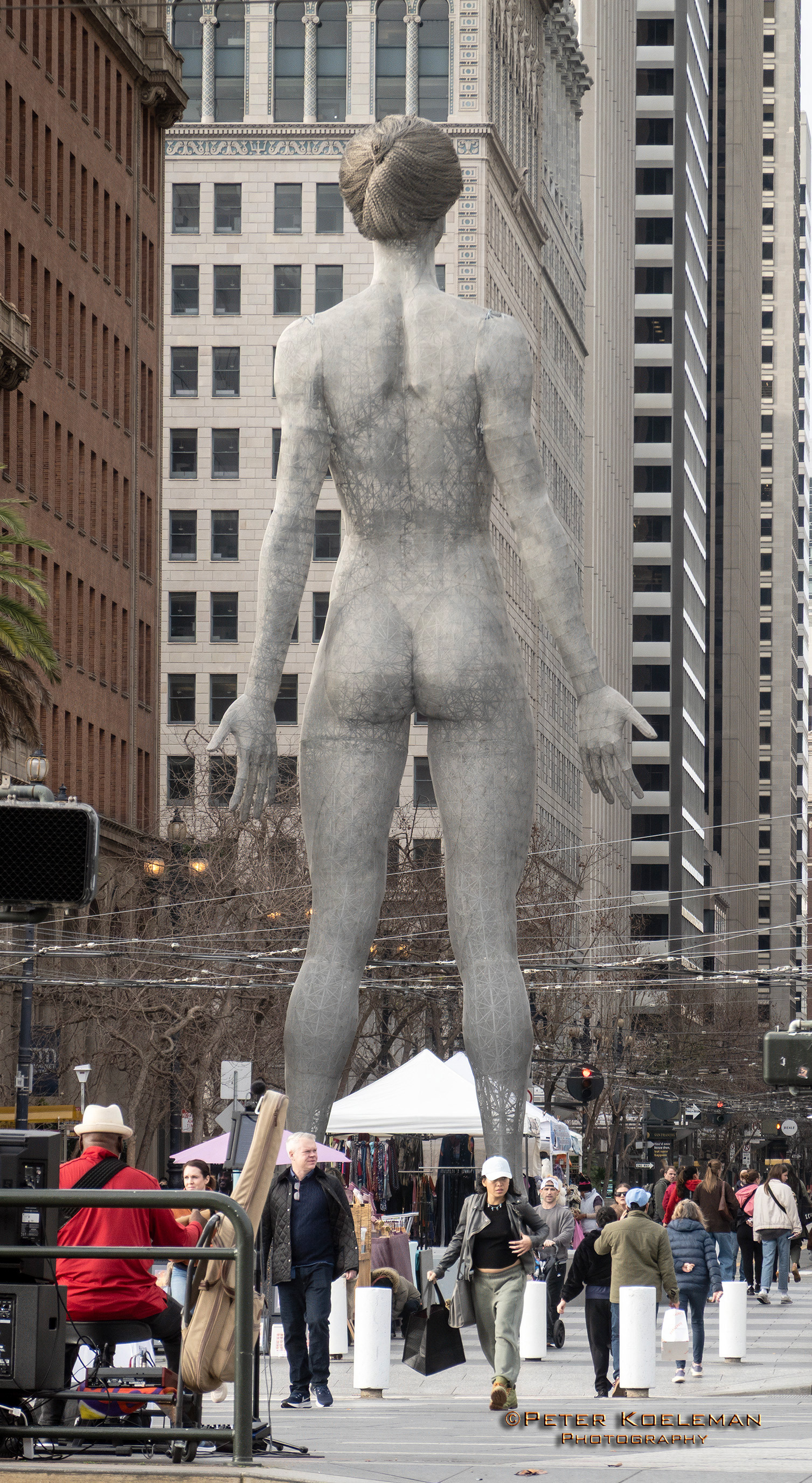 45-foot R-Evolution Statue on the Embarcadero - San Frnacisco
