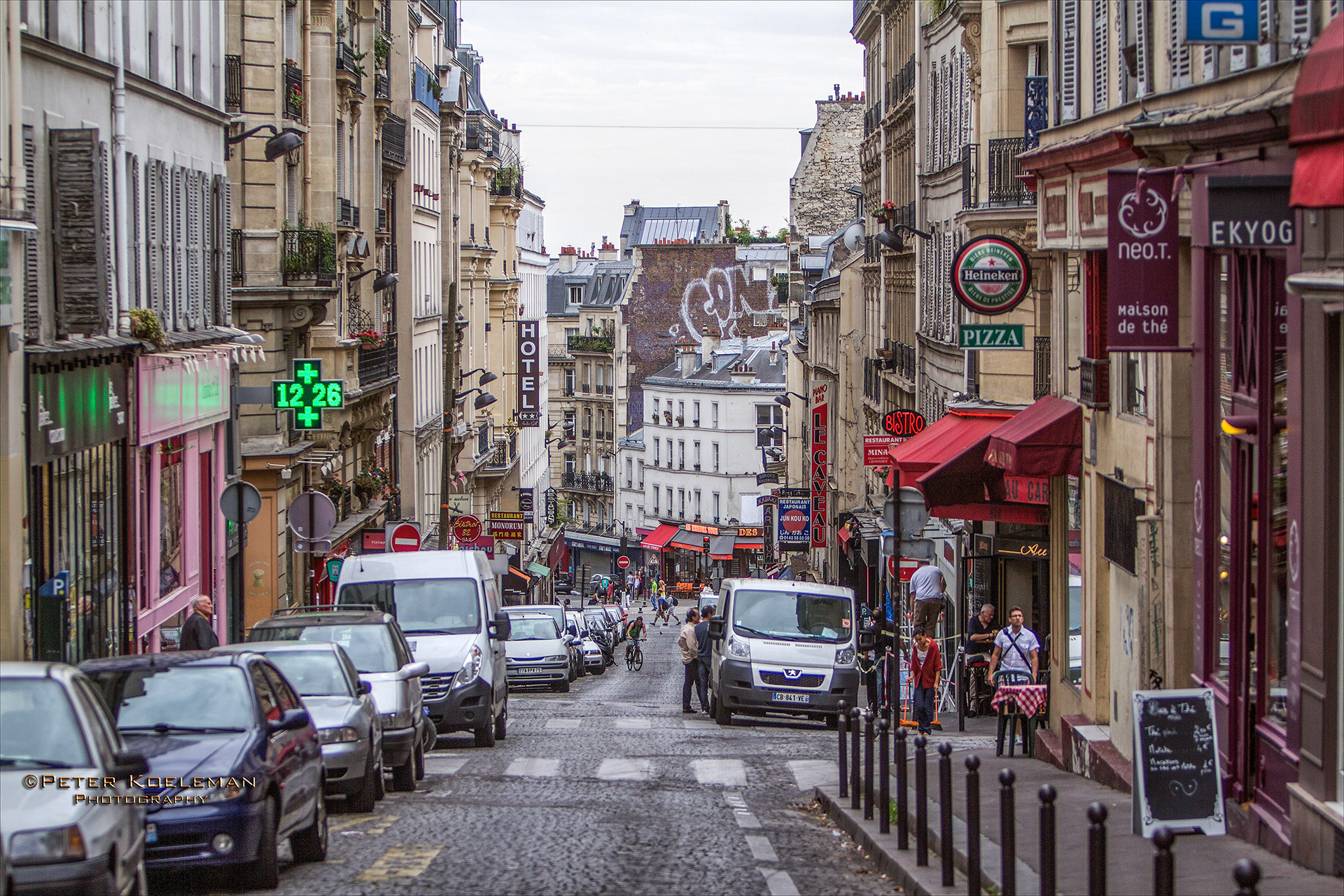 Street in Montmartre - Paris