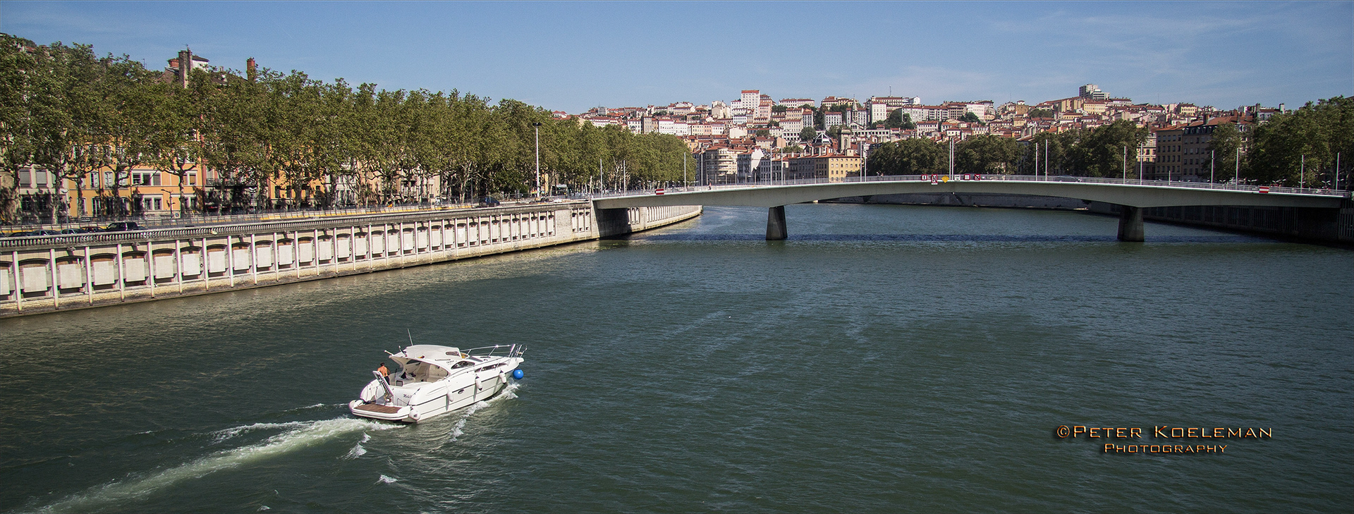 Boating on the Saǒne River - Lyon