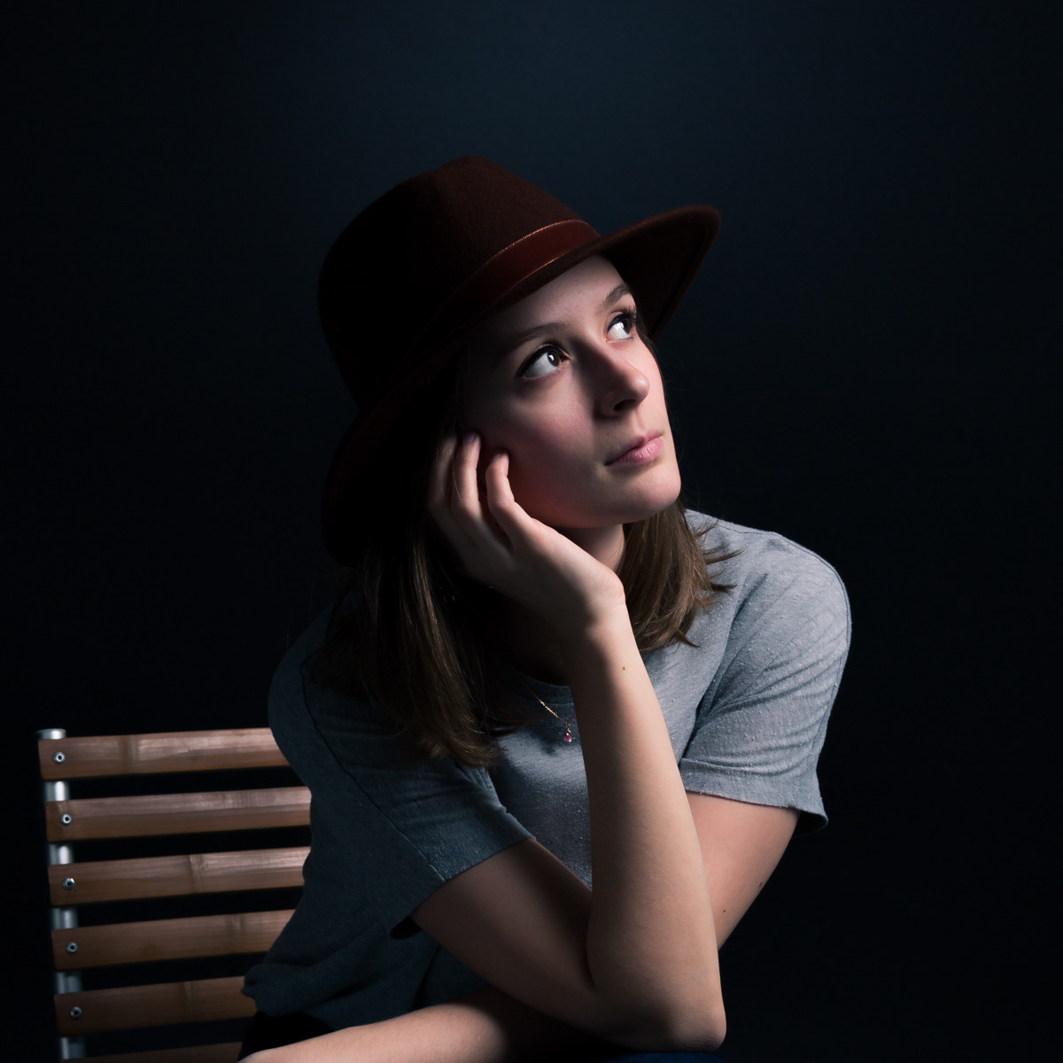 Portrait of a woman with a hat