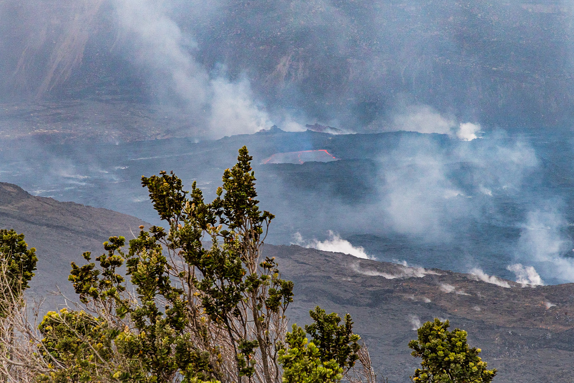 Kiluea Crater from Keanakako'i Overlook