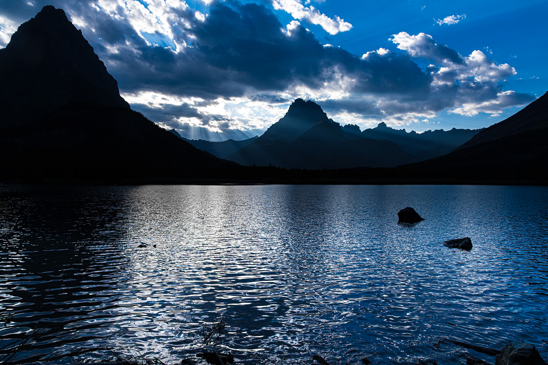 Swiftcurrent Lake and Grinnell Point.