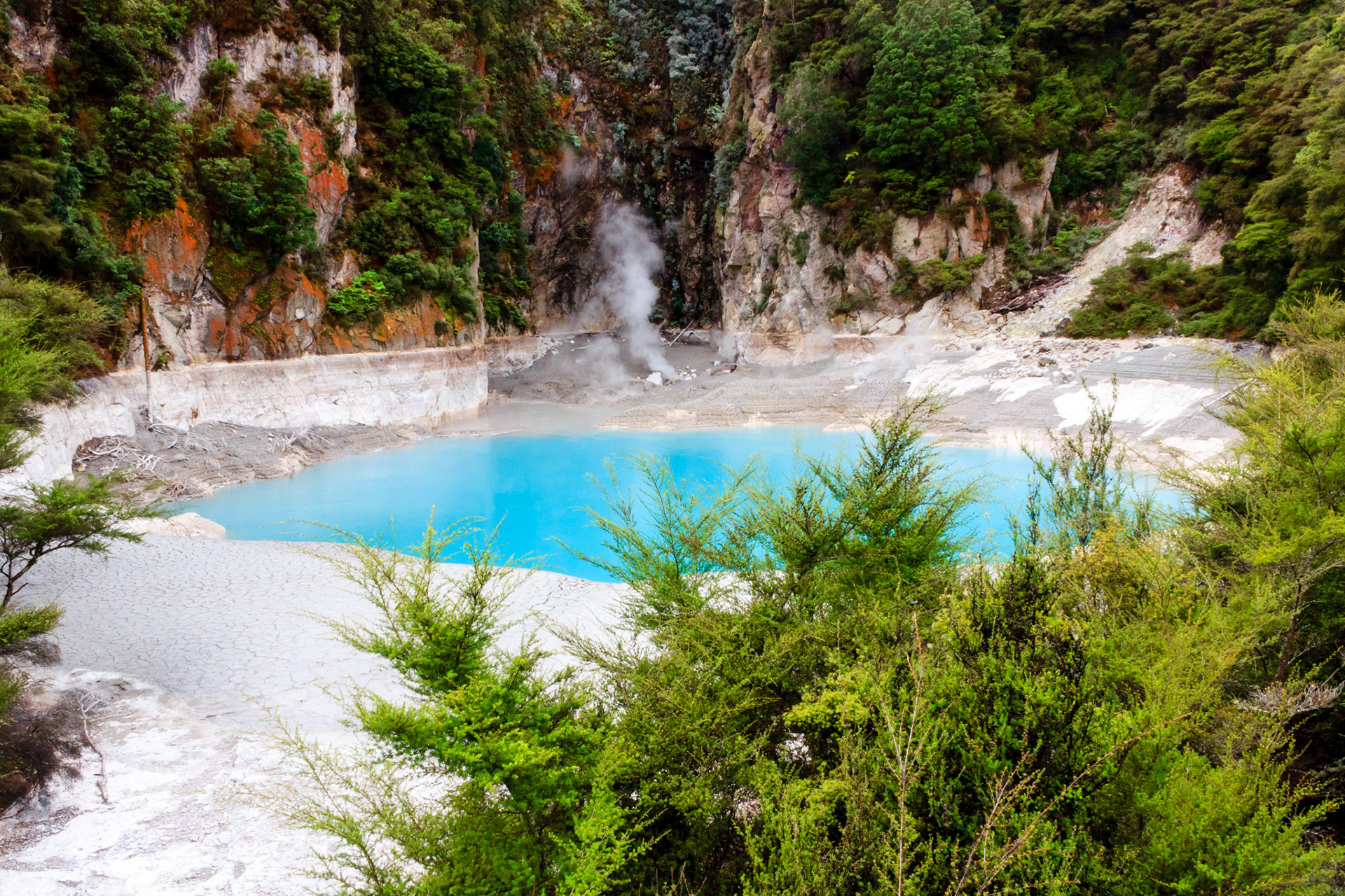 Inferno Crater. The water level rises and falls at a steady cycle.