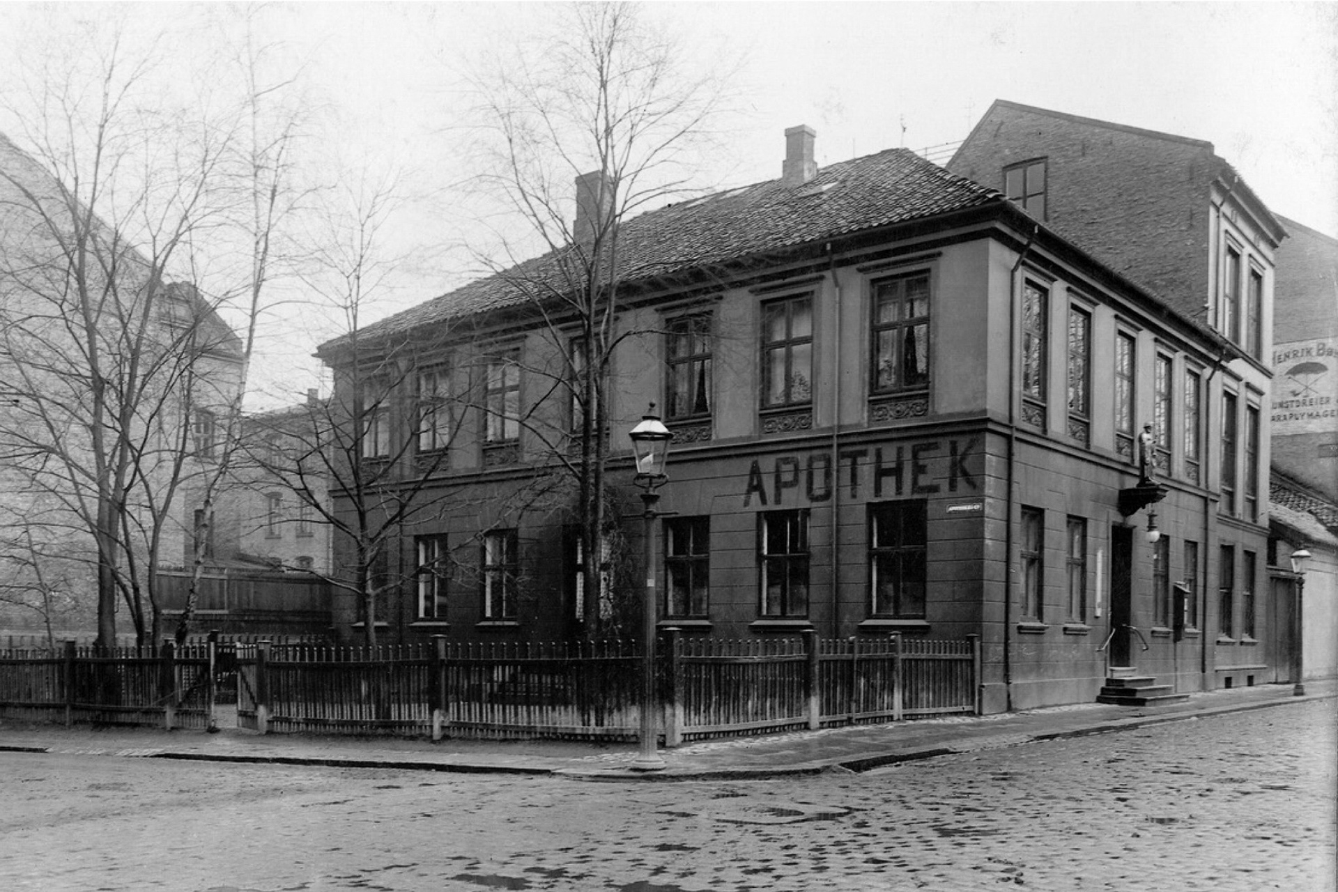 Foto 1897: Tannlege Jensen