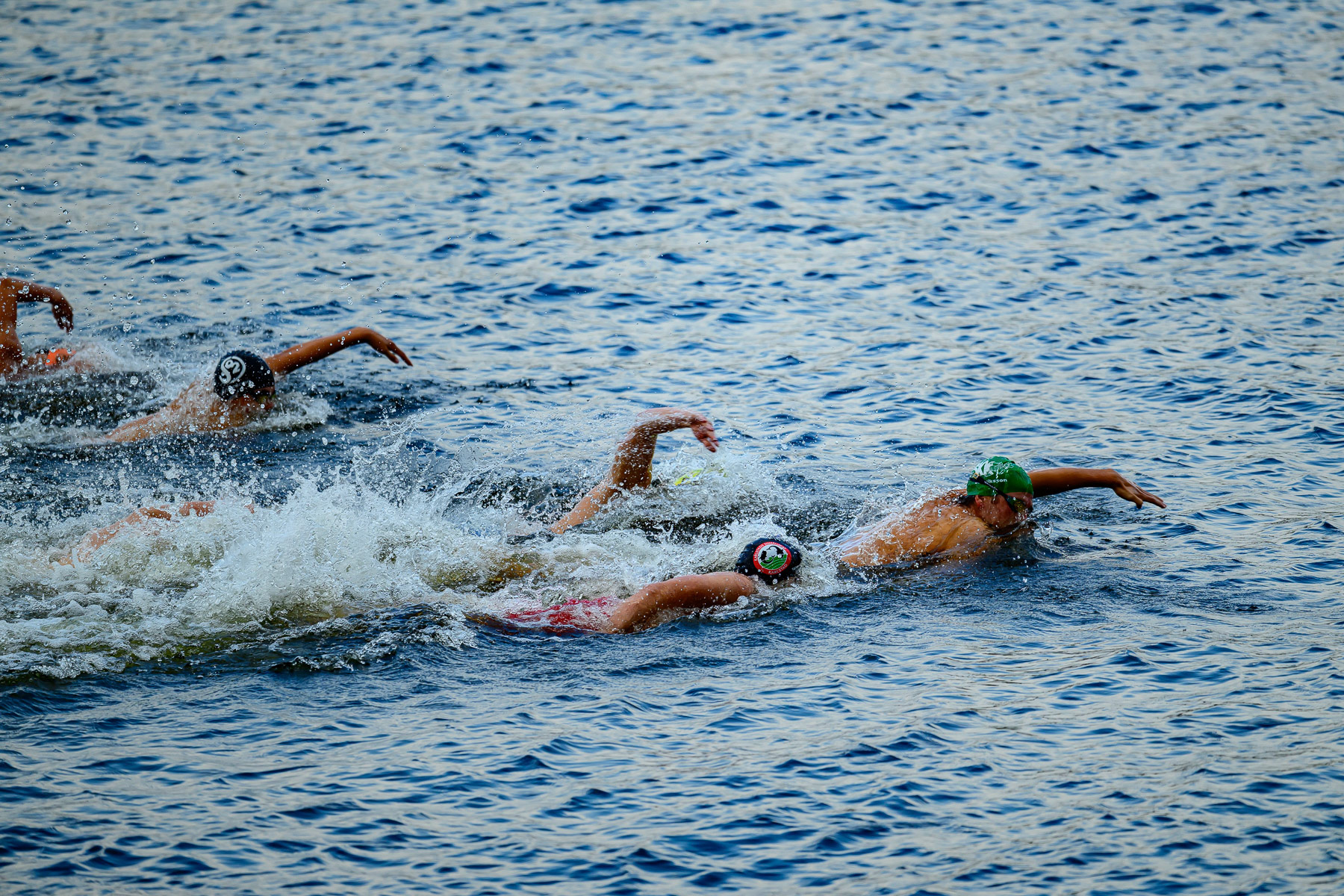 Fredag 15/8 Mix Lagsimning 4 x 1250m USM och SM 16.00 och 17.30. © Fotograf: Pablo Anttila