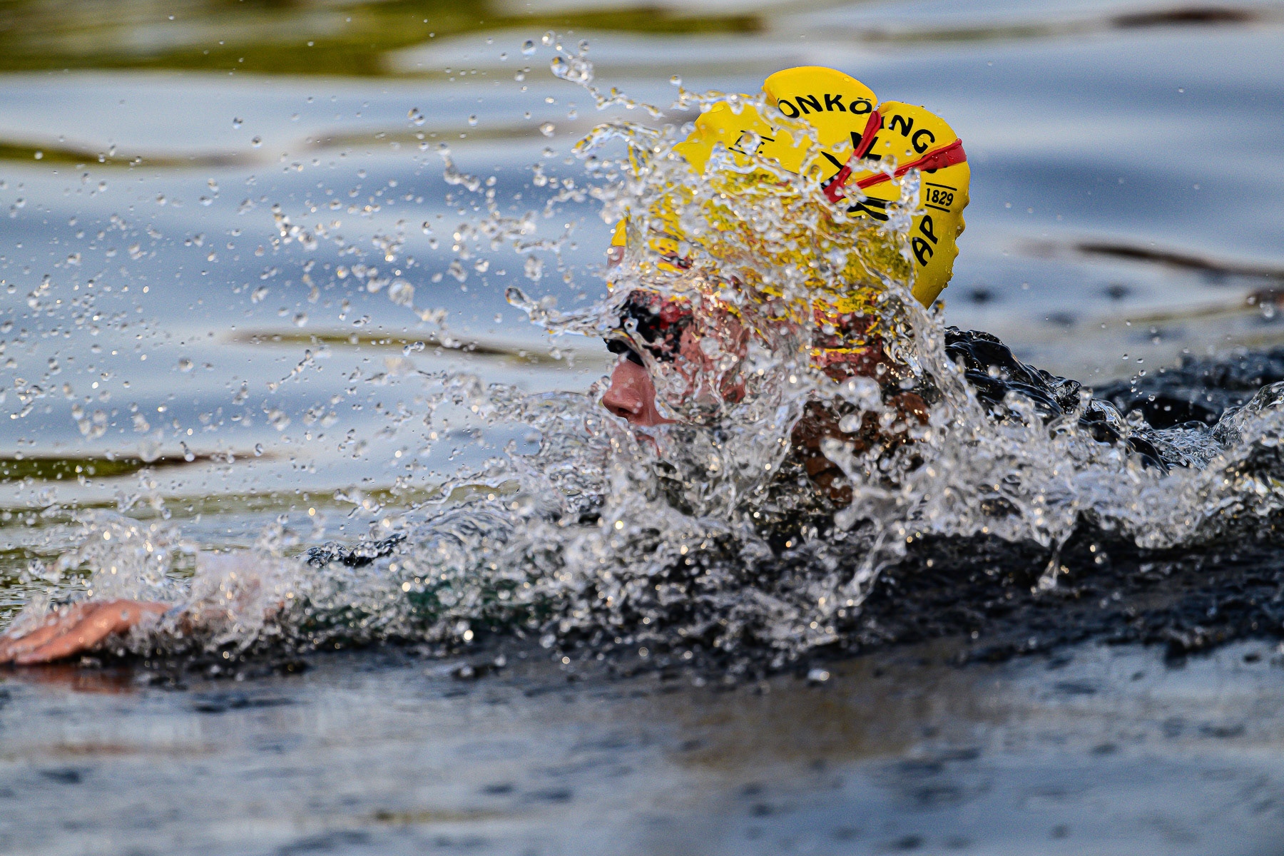 Fredag 15/8 Mix Lagsimning 4 x 1250m USM och SM 16.00 och 17.30. © Fotograf: Pablo Anttila