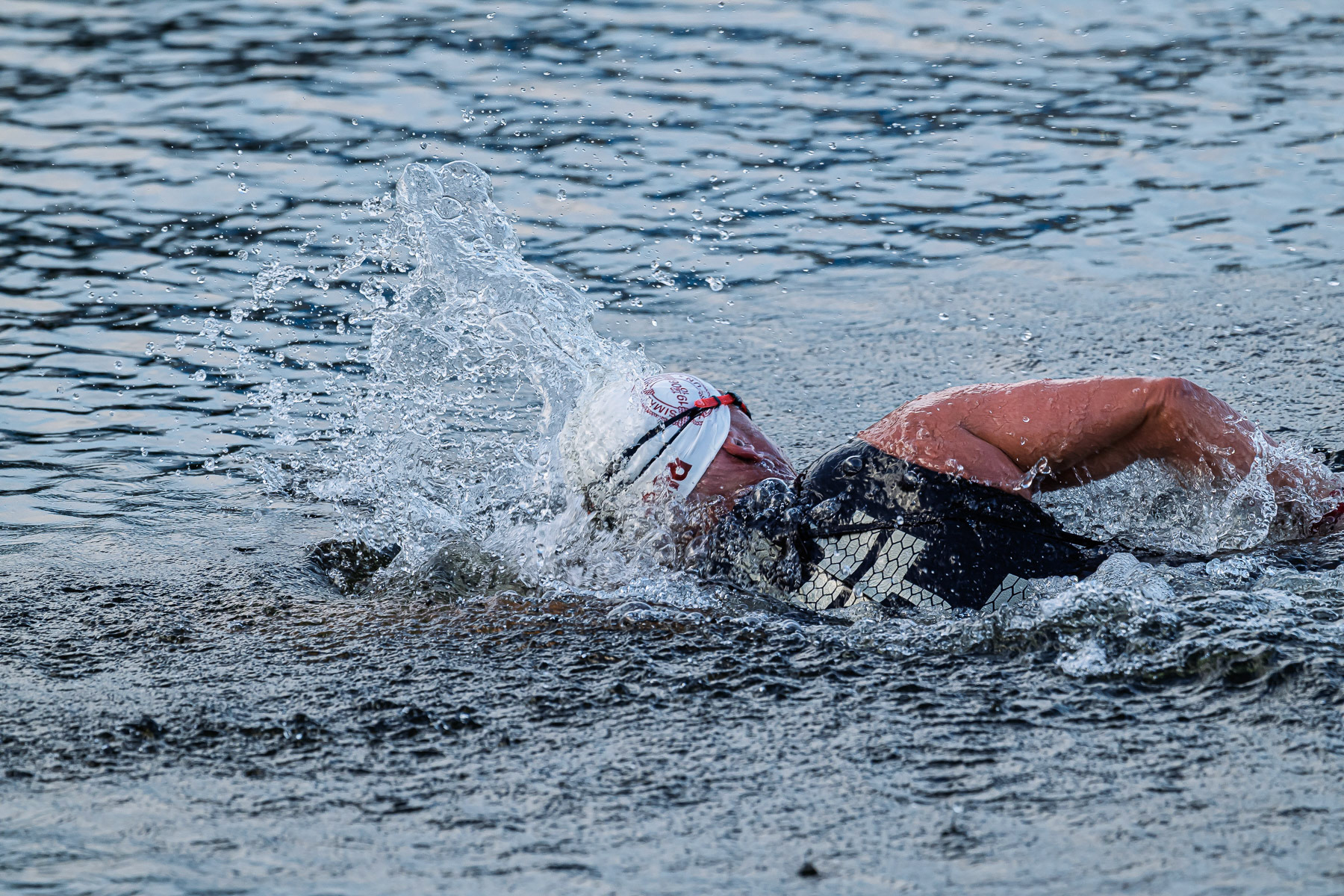 Fredag 15/8 Mix Lagsimning 4 x 1250m USM och SM 16.00 och 17.30. © Fotograf: Pablo Anttila