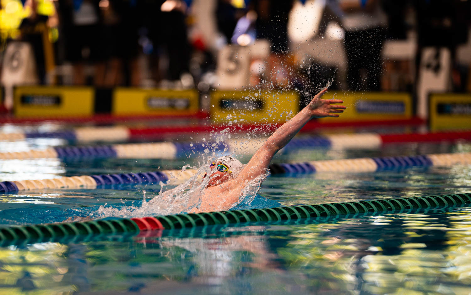 ...första andetaget vid markören på 15 meter