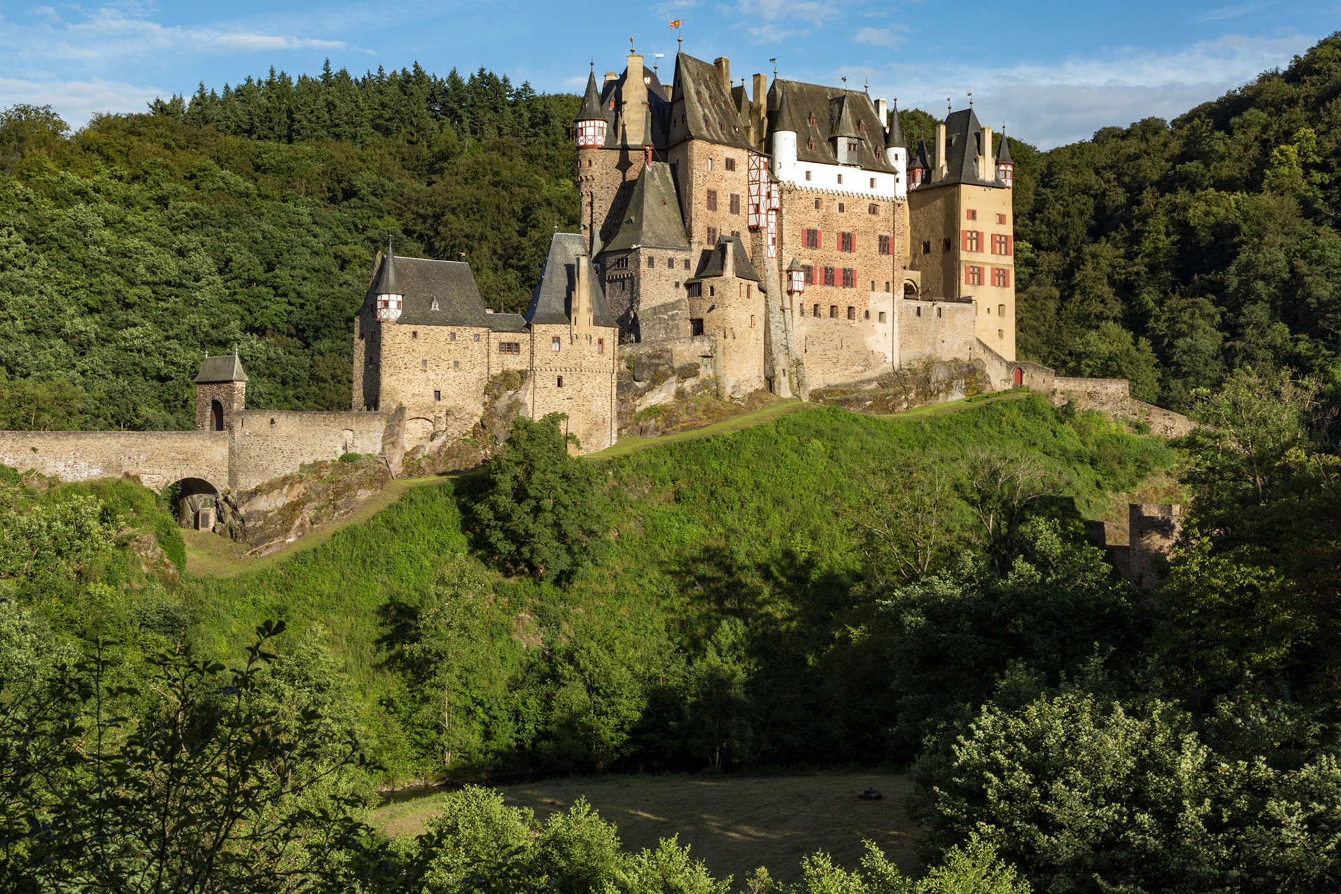 Eltz Castle, Germany (2016)