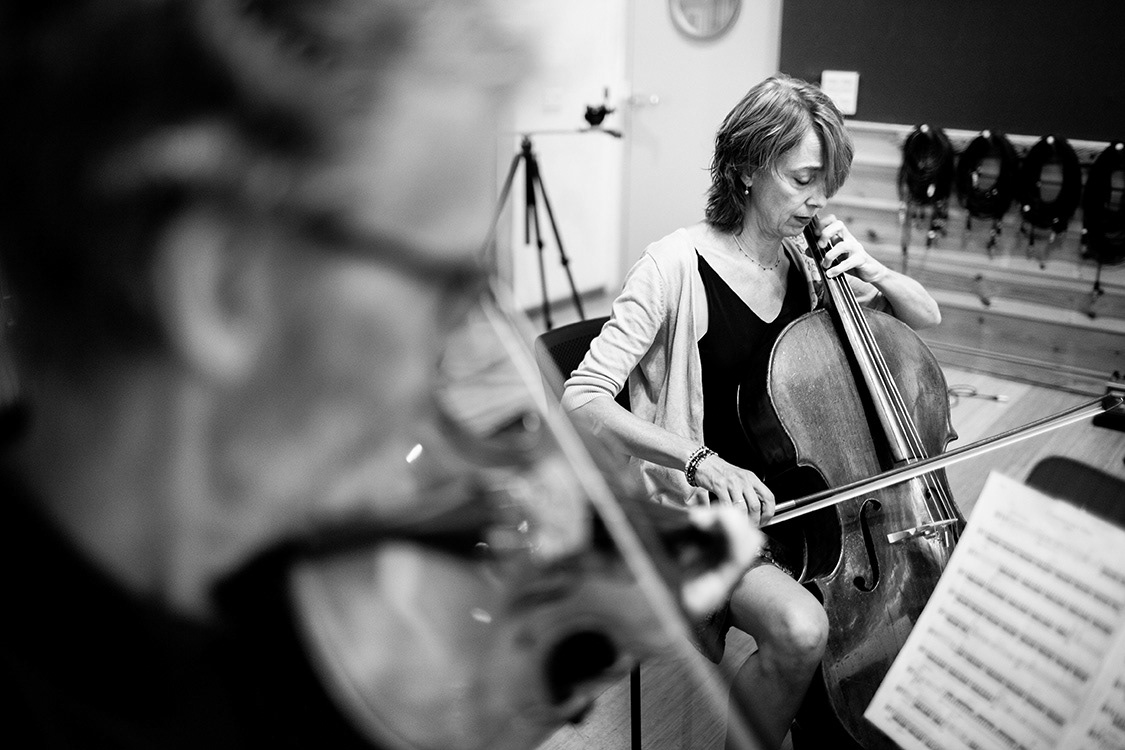 Cuarteto Emispherio: Gretchen Talbot, Cello and Jerome Ireland, Viola