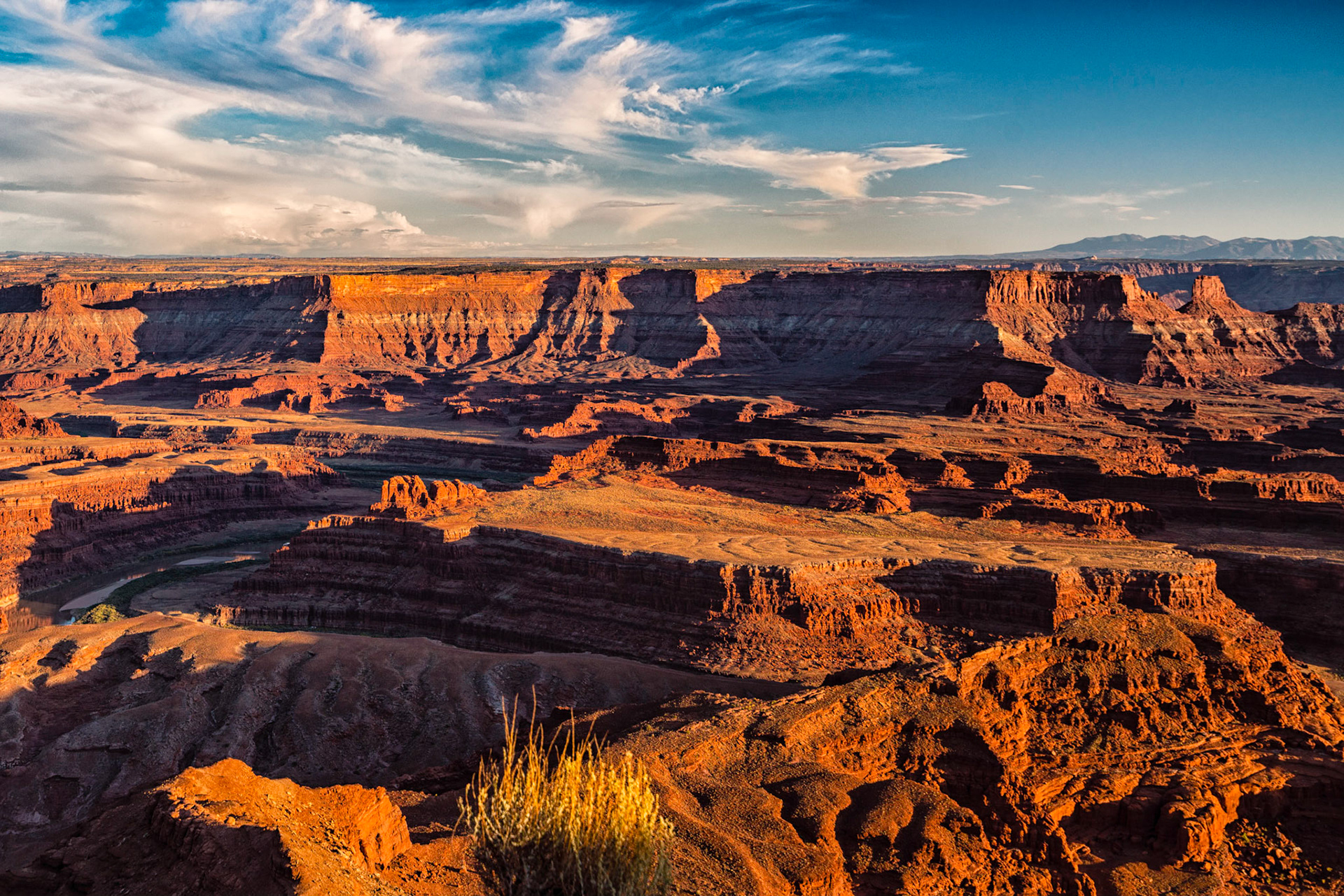 2000' above the Colorado River - Dead Horse Point State Park