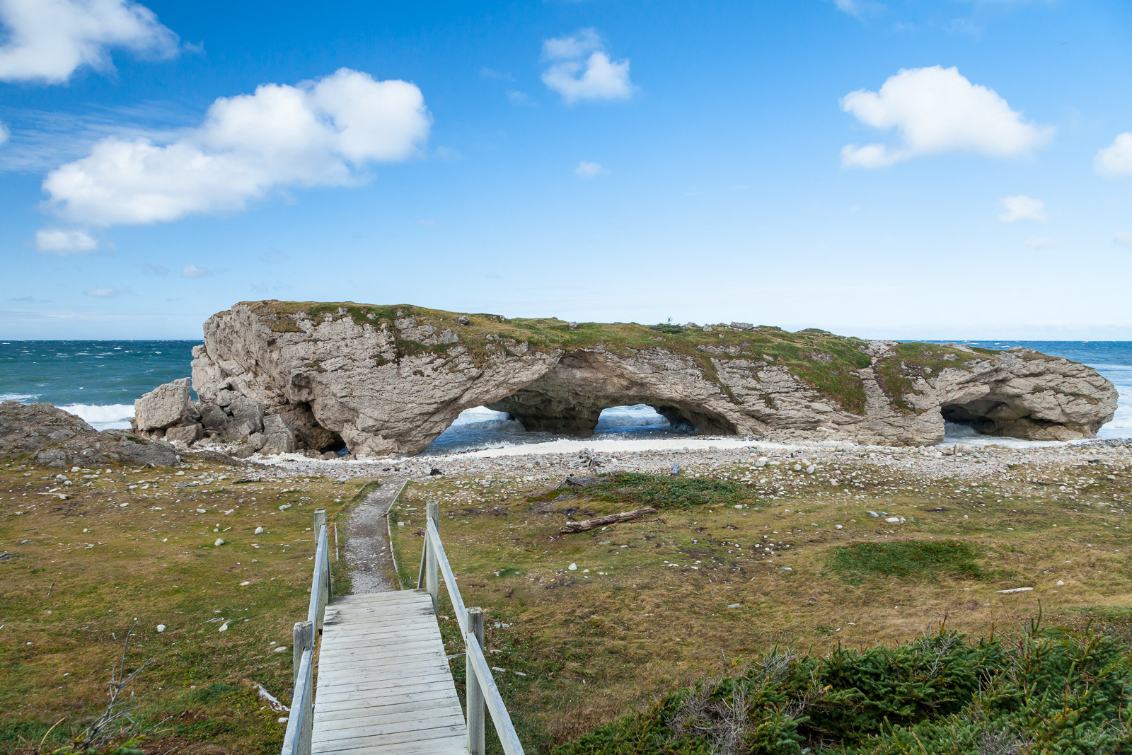 Arches Provincial Park