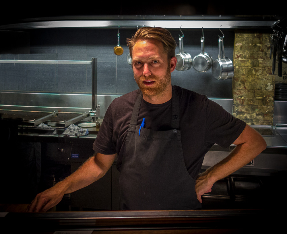 Luke Burgess, Garagistes